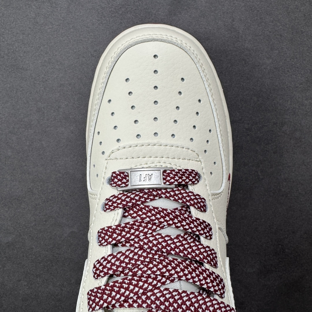 图片[8]-【定制版】NIke Air Force 1 ‘07 Low “ NIKE联名 —— 米红满天星 ”空军一号低帮 运动鞋 休闲鞋 折边针车 工艺难度大 原楦头原纸板 原装鞋盒 定制五金配件 内置全掌气垫 原厂鞋底 货号：JP2026-106 尺码：36 36.5 37.5 38 38.5 39 40 40.5 41 42 42.5 43 44 44.5 45-选品中心