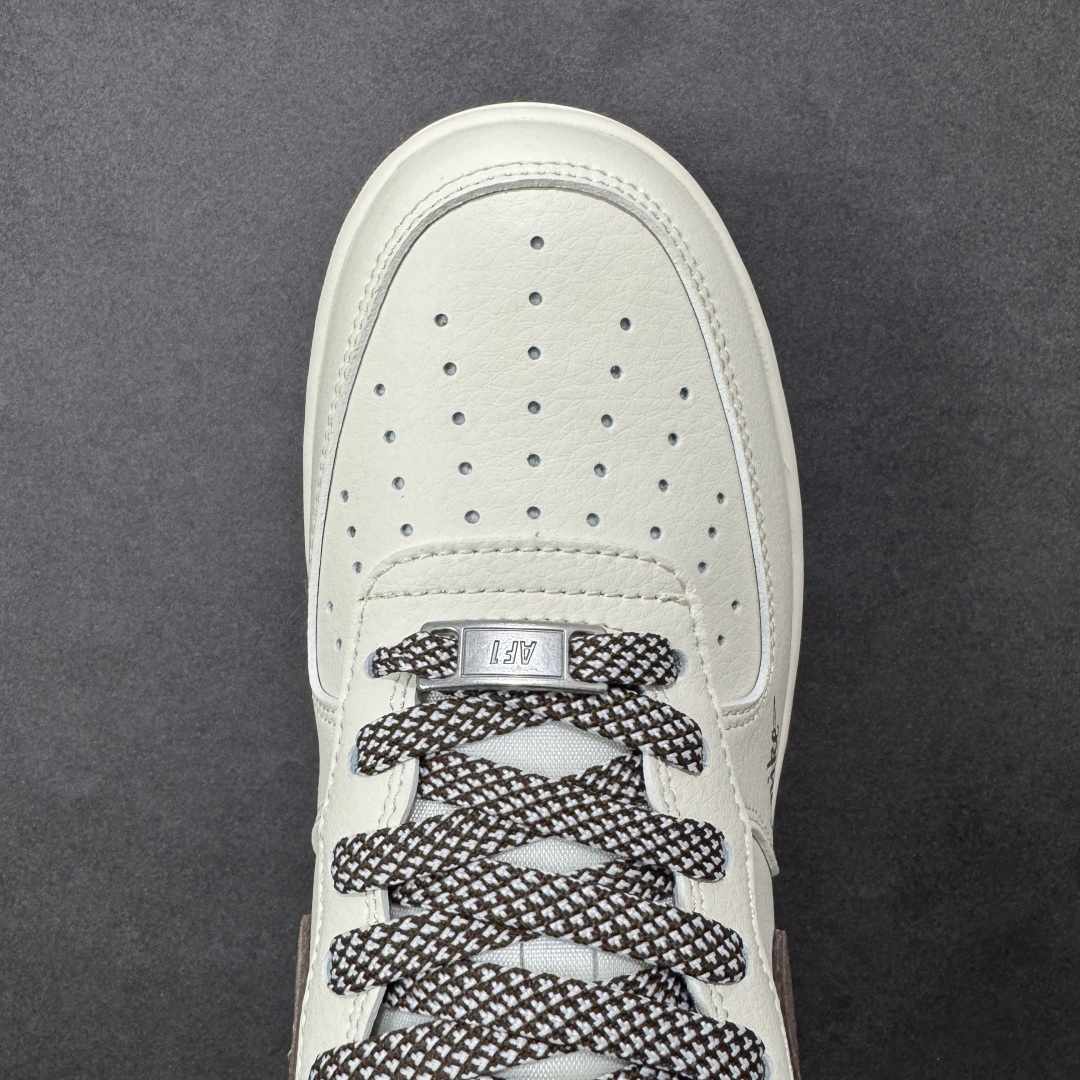 图片[8]-【定制版】NIke Air Force 1 ‘07 Low “ NIKE联名 —— 鬼脸米棕 ”空军一号低帮 运动鞋 休闲鞋 折边针车 工艺难度大 原楦头原纸板 原装鞋盒 定制五金配件 内置全掌气垫 原厂鞋底 货号： XD9314-614 尺码：36 36.5 37.5 38 38.5 39 40 40.5 41 42 42.5 43 44 44.5 45-选品中心