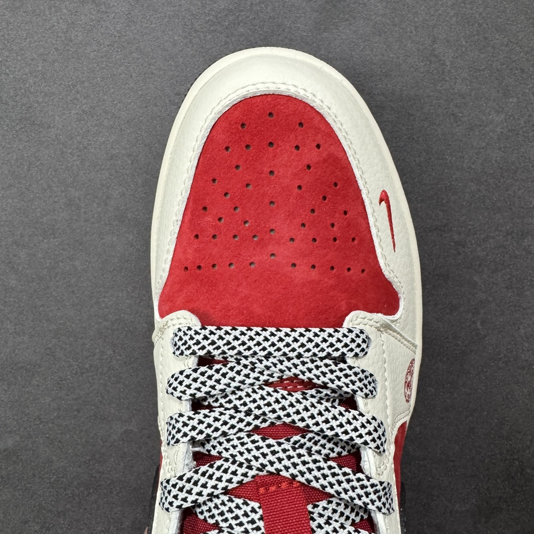 图片[8]-【定制版】Nike Jordan Air Jordan 1“ 马年限定——骏马奔腾” 高端定制 低帮 复古 减震 防滑 耐磨 篮球鞋 定制鞋盒 大厂纯原品质出货 超高清洁度 皮料切割干净无任何毛边 细节完美 货号：FC7688-203 尺码：36 36.5 37.5 38 38.5 39 40 40.5 41 42 42.5 43 44 44.5 45 编码：HXSB330340-选品中心