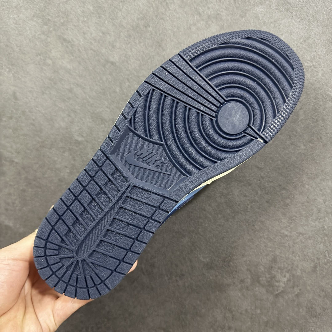 图片[9]-【定制版】Nike Jordan Air Jordan 1“ 马年限定——龙马精神” 高端定制 低帮 复古 减震 防滑 耐磨 篮球鞋 定制鞋盒 大厂纯原品质出货 超高清洁度 皮料切割干净无任何毛边 细节完美 货号：XX2610-010 尺码：36 36.5 37.5 38 38.5 39 40 40.5 41 42 42.5 43 44 44.5 45 编码：HXSB330340-选品中心