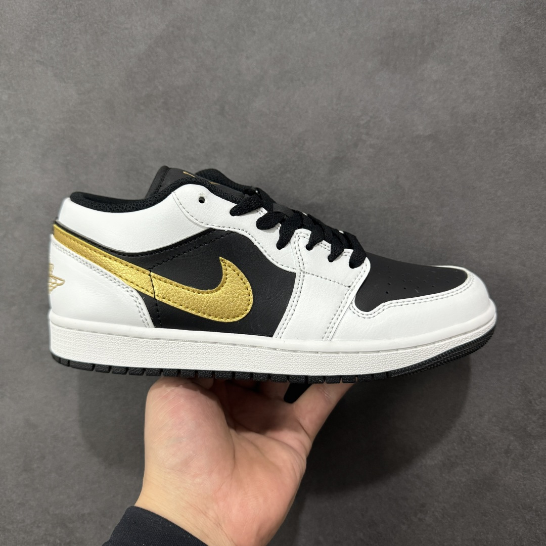 【H11版本】耐克Nike Air Jordan 1 AJ1经典复古经典低帮百搭文化篮球鞋 553558-172 公司级真标半码制#原档案原数据开发版型#采用荔枝纹头层皮革鞋面材质#原厂立体填充鞋舌海绵#中底注胶孔及缜密中底拉帮工艺#原数据开发模具大底 尺码：35.5 36 36.5 37.5 38 38.5 39 40 40.5 41 42 42.5 43 44 44.5 45 46 47.5 编码：H11B270280-选品中心