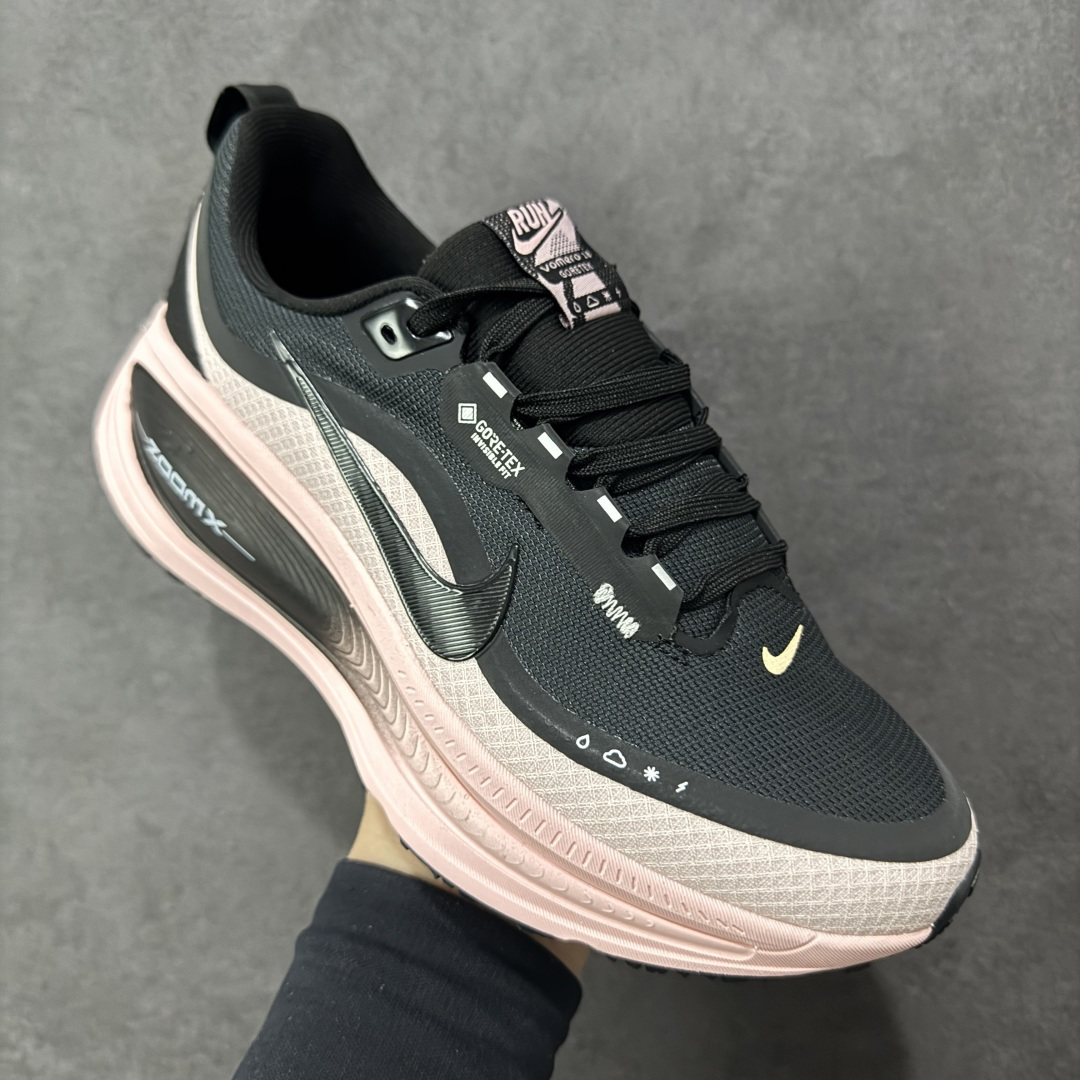 图片[3]-【公司级】Nike VOMERO 18 GTX 耐克 舒适减震防滑 低帮跑步鞋 全掌ReactX泡绵中底 前掌和后跟还配备了Air Zoom气垫单元 据说跑起来更快更舒适哦 这次最大的升级点 首次引入了ReactX泡绵 货号：HQ7002-003 尺码：36-41带半码-选品中心