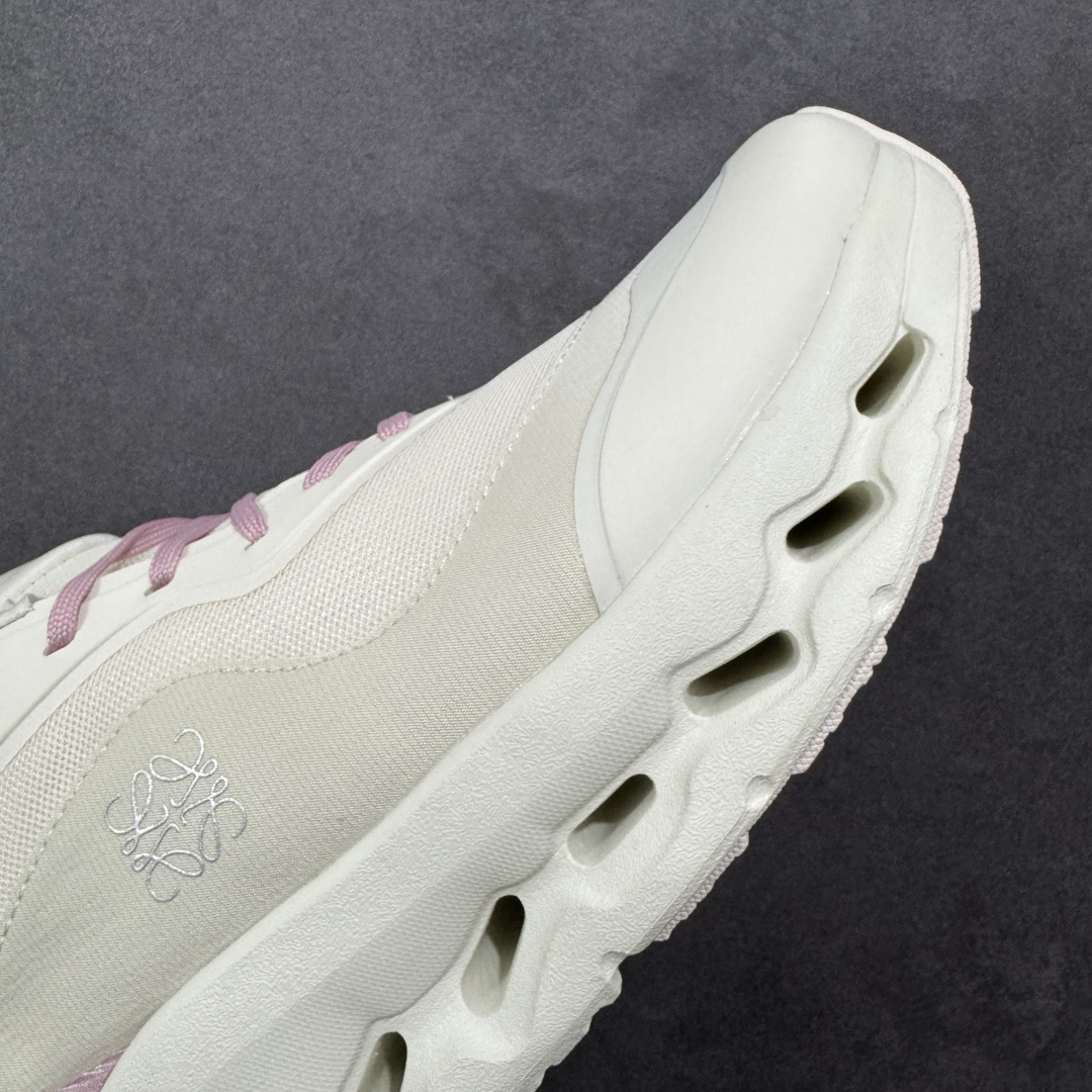 图片[5]-【公司级】On昂跑 LOEWE 系列低帮轻量舒适多功能休闲运动鞋 采用工程飞织网布组合再生聚酯纤维鞋面材质搭载独家隐藏速度中板 镂空CloudTec科技 泡棉缓震中底 黑科技跑出圈的时尚运动新宠 货号：3ME10692989 尺码：40 40.5 41 42 42.5 43 44 45 46 47 编码：XSB220230-选品中心