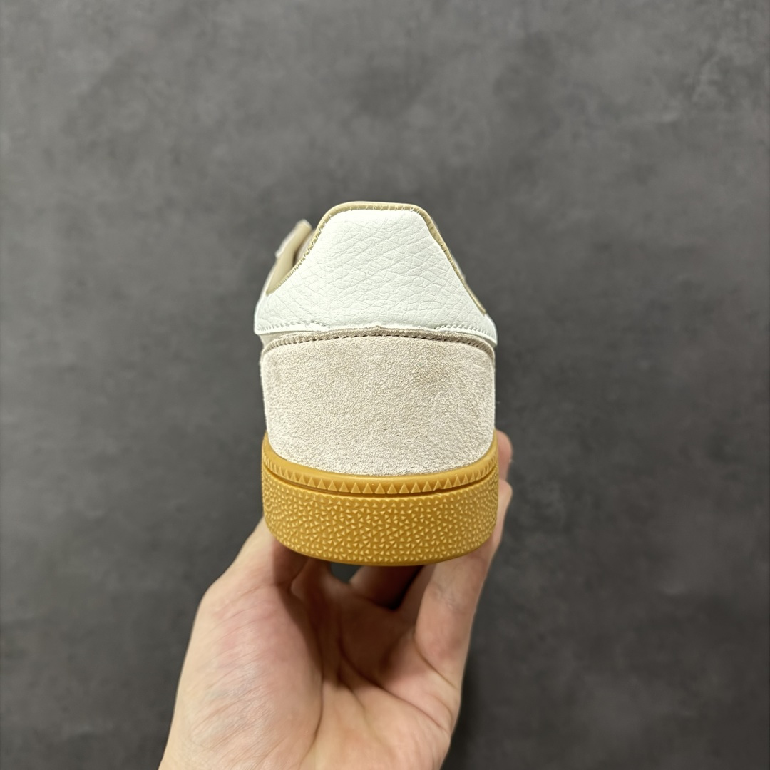 图片[4]-【YH版本】SQ二代 新款出货 头层反毛皮 Adidas Handball Spezial 三叶草手球特别版圣帕特里克节联名款 全鞋采用yezzy500一样的皮料 进口长绒皮，特殊工艺技术 原盒包装 牛筋耐磨大底 承载青春情怀的板鞋，是现在潮男靓女上脚的大热鞋款 经典三条杠装饰鞋侧 品牌辨识度清晰 货号：JH8882 尺码：36 36.5 37 38 38.5 39 40 40.5 41 编码：YHB190200-选品中心