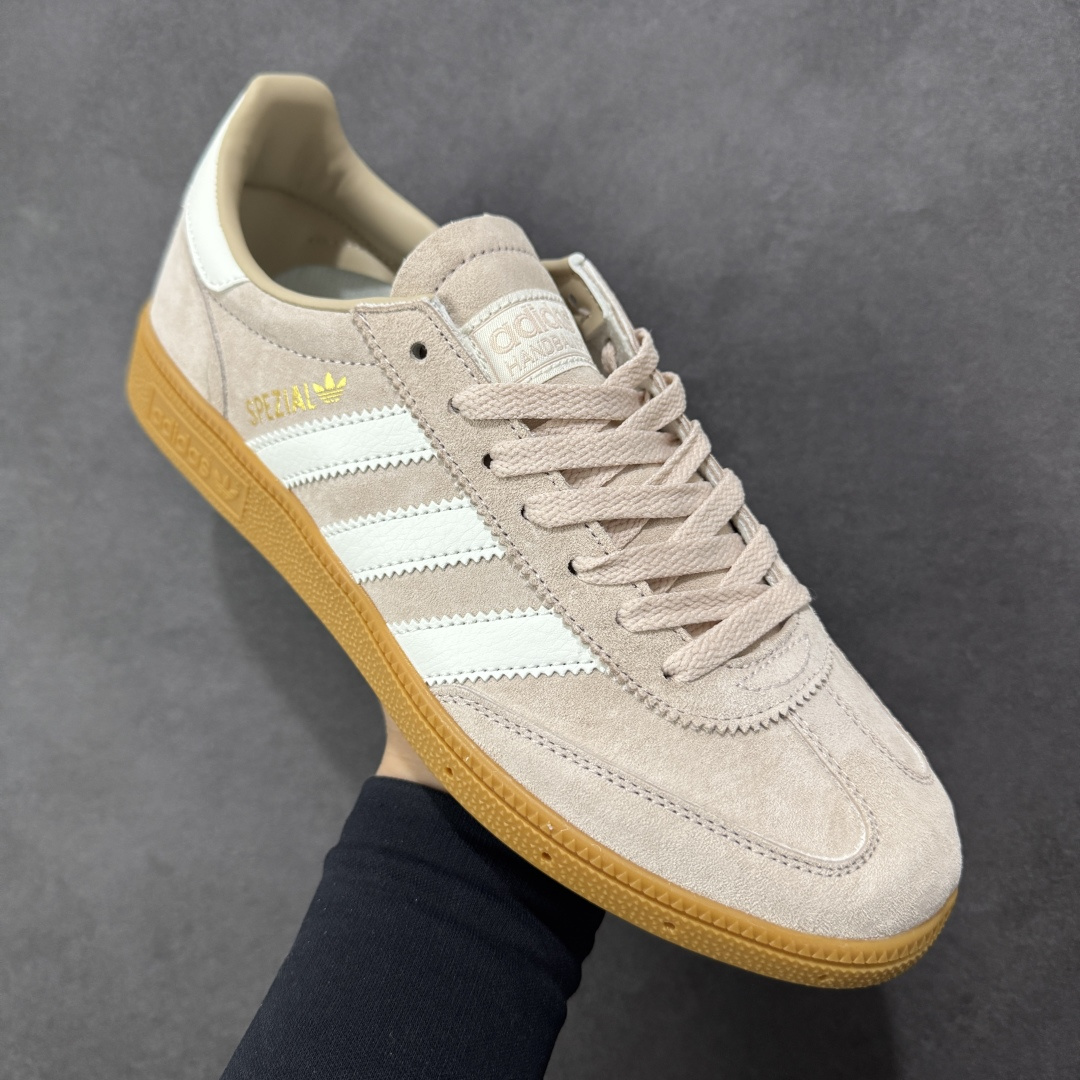 图片[3]-【YH版本】SQ二代 新款出货 头层反毛皮 Adidas Handball Spezial 三叶草手球特别版圣帕特里克节联名款 全鞋采用yezzy500一样的皮料 进口长绒皮，特殊工艺技术 原盒包装 牛筋耐磨大底 承载青春情怀的板鞋，是现在潮男靓女上脚的大热鞋款 经典三条杠装饰鞋侧 品牌辨识度清晰 货号：JH8882 尺码：36 36.5 37 38 38.5 39 40 40.5 41 编码：YHB190200-选品中心