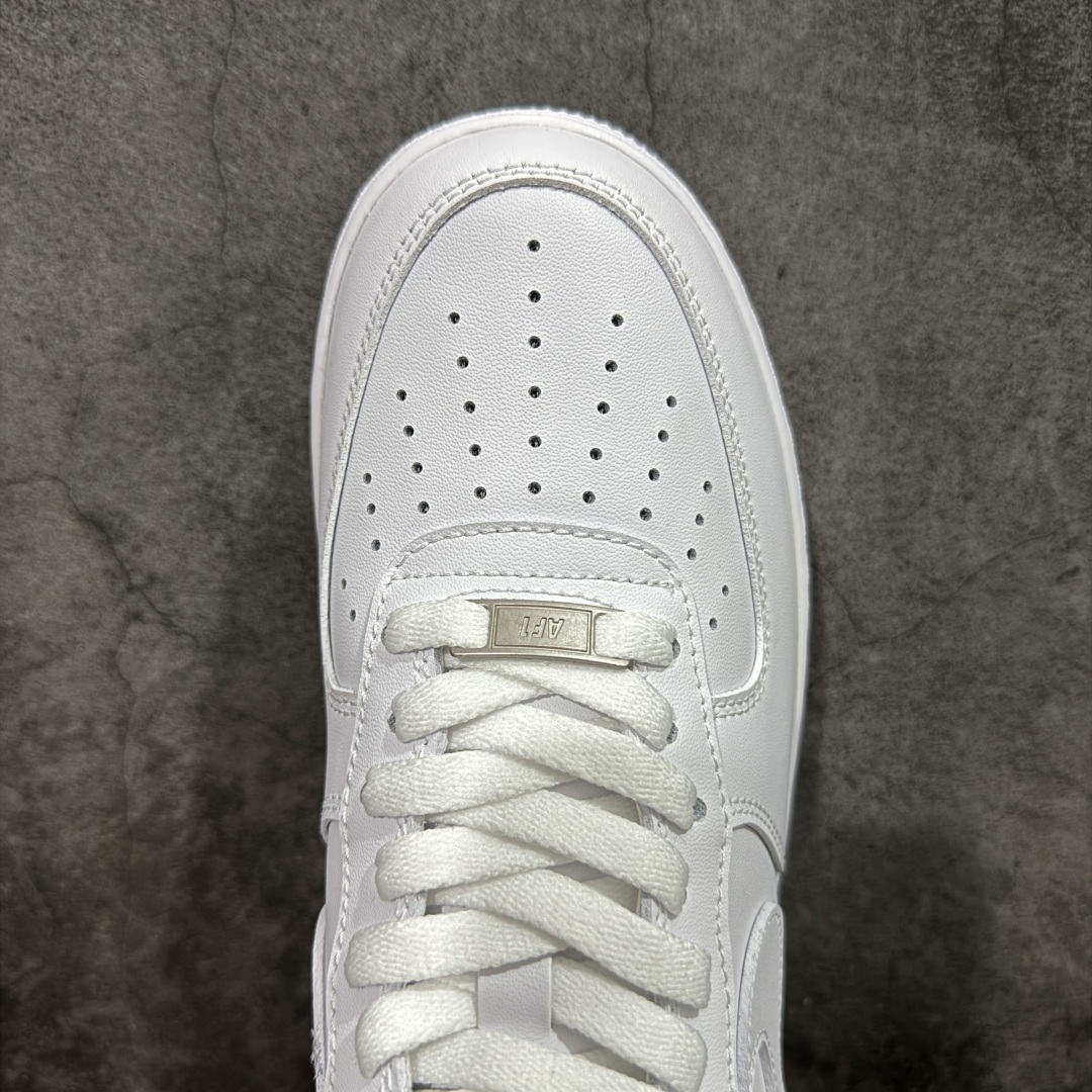 图片[5]-【XC/T版纯原】Air Force 1 Low AF1空军纯白低帮 CW2288-111 抄底的价格 完美品质 完全吊打市场所有同价位上下版本 偏软质头层皮料 完美鞋型 钩子裁边清洁度无敌！ 针车走线图片放大看相当整齐，鞋带口冲孔与鞋头冲孔非常圆润干净 无任何毛边，正确做旧鞋带金属铁片，中底走线 鞋垫刷胶 大底含气垫都是基本操作！独家有货，全码可接！ 尺码：36-45 目前此价位你能找到的最优的一个版本没有之一-选品中心