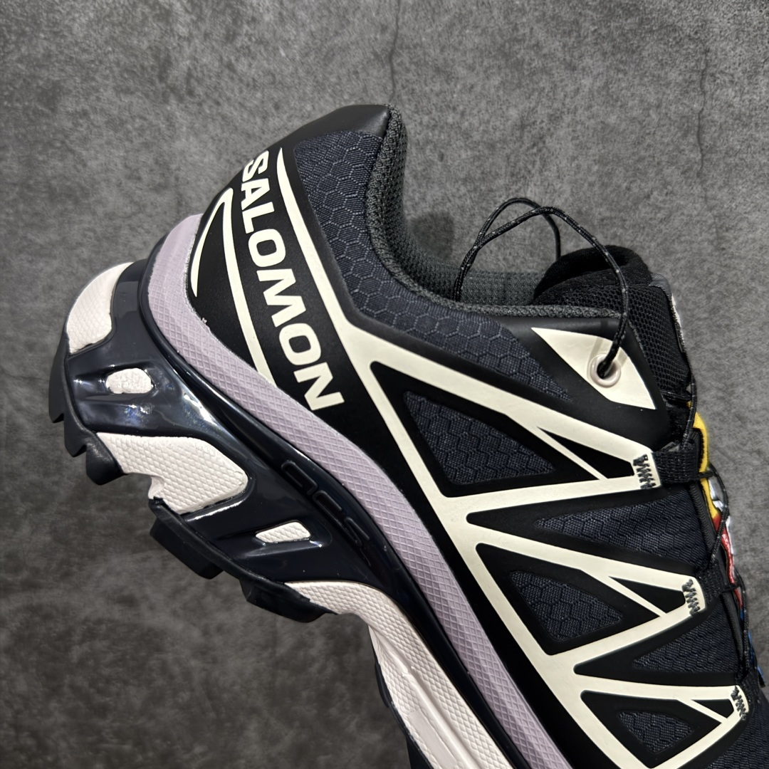 图片[7]-【巅峰升级版】 Salomon XT-6 GTX 防水款新配色478614 萨洛蒙复古潮流户外机能登山跑鞋 纯原外贸平台特供订单 耗时半年巨作 全套原纸板楦头开发 原厂特供网布配套加持 确保原汁原味 完美呈现版型 原档数据独家私模五层组合大底 原装Ortholite轻量化鞋垫 中底布带钢印编号 原厂TPU锁扣 进口港宝加持 后跟自然饱满 还原公司包裹性 鞋面以“锯齿”状的包裹系统呈现 在基色底之下加入了各种色点缀 将公司的最新技术和时尚前卫的造型融入耐用的长跑款式中 鞋面由 TPU 薄膜制成 并焊接在高耐磨网眼上 使其既时尚又坚固 由 ACS底盘支撑 可增强稳定性和支撑力 以及由橡胶凸耳 Contragrip外底覆盖的 EVA 缓冲中底 旨在应对崎岖的地形 鞋舌上的彩色Salomon 标签、Quicklace 系统以及鞋头、鞋舌和鞋跟上的附加品牌使细节更加完美 让穿着者可以轻松驾驭户外与通勤下的任何运动生活场景 无缝鞋身户外随意纵横 颜值与脚感兼备 出街通勤 绝对非常吸睛 你值得拥有 尺码：36 36.5 37.5 38 38.5 39 40 40.5 41 42 42.5 43 44 44.5 45-选品中心