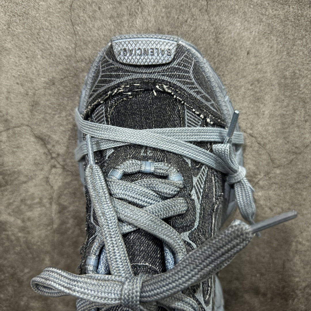 图片[5]-【XA版本】BALENCIAGA 3XL Sneakers 巴黎世家十代网布系带低帮走秀复古老爹鞋 全套原纸板楦头开发 最原汁原味的灵魂版型 全鞋荧光划线卡点 胶水把控整洁度追求极致完美 每一双都是工艺品 多重QC质检 超越公司货的品控标准 实实在在的免检产品 原盒原配 正确字体电绣 粗细、位置、大小正确 侧边TPU 透气孔匹配意产原版 正确分离大底 TPU软底 原版一致大底LOGO 立体感十足 原厂皮料水洗做旧 采购原厂网纱 不含皮革 网布材料和聚氨酯 磨损效果 鞋头边缘和后帮 Balenciaga 徽标 鞋面和后跟凸印尺码 鞋舌 3XL 橡胶品牌标识和反光细节 鞋帮拉袢和鞋舌拉祥 配反光细节 备用鞋带在鞋履前侧 可在穿着前取下 便于不同造型搭配 偏大一码 尺码：35-46-选品中心