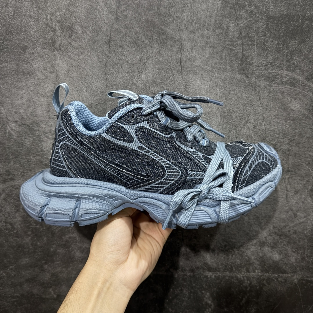 【XA版本】BALENCIAGA 3XL Sneakers 巴黎世家十代网布系带低帮走秀复古老爹鞋 全套原纸板楦头开发 最原汁原味的灵魂版型 全鞋荧光划线卡点 胶水把控整洁度追求极致完美 每一双都是工艺品 多重QC质检 超越公司货的品控标准 实实在在的免检产品 原盒原配 正确字体电绣 粗细、位置、大小正确 侧边TPU 透气孔匹配意产原版 正确分离大底 TPU软底 原版一致大底LOGO 立体感十足 原厂皮料水洗做旧 采购原厂网纱 不含皮革 网布材料和聚氨酯 磨损效果 鞋头边缘和后帮 Balenciaga 徽标 鞋面和后跟凸印尺码 鞋舌 3XL 橡胶品牌标识和反光细节 鞋帮拉袢和鞋舌拉祥 配反光细节 备用鞋带在鞋履前侧 可在穿着前取下 便于不同造型搭配 偏大一码 尺码：35-46-选品中心