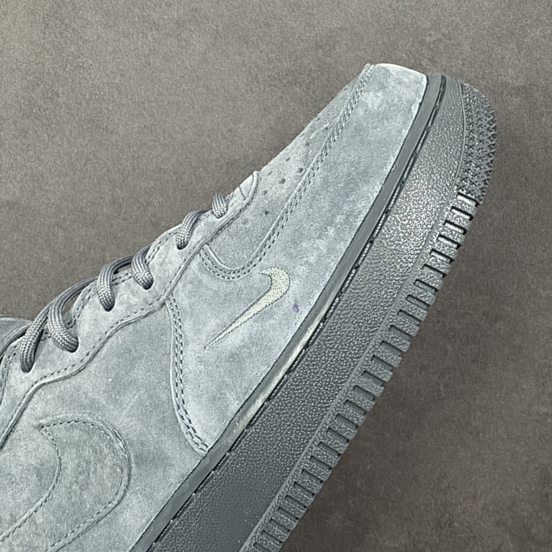 图片[5]-【定制版】Nike Air Force 1 MID Supreme联名 空军一号中帮休闲板鞋 定制鞋盒 原楦头原纸板 纯正空军版型 内置全掌气垫 货号：DV0788-002 尺码：36 36.5 37.5 38 38.5 39 40 40.5 41 42 42.5 43 44 44.5 45-选品中心