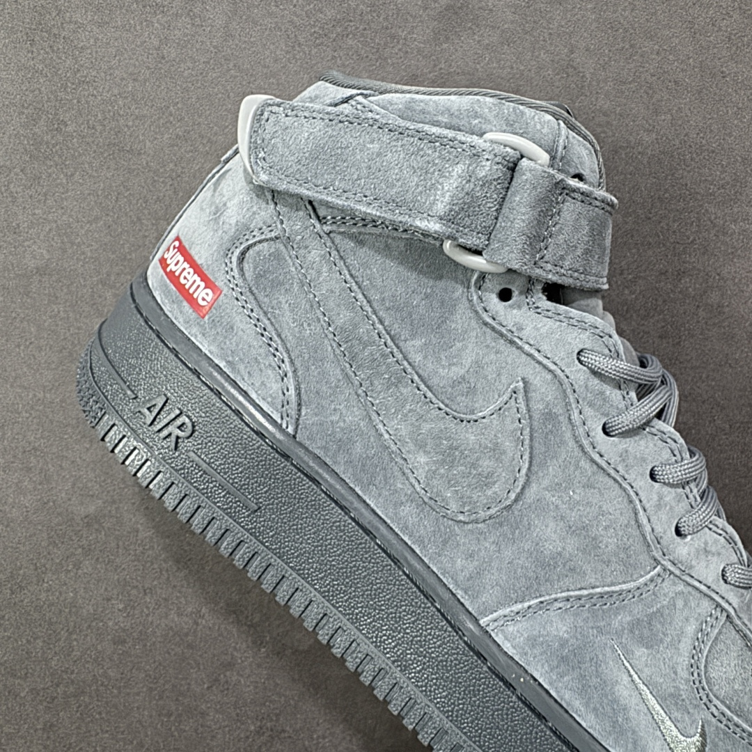 图片[6]-【定制版】Nike Air Force 1 MID Supreme联名 空军一号中帮休闲板鞋 定制鞋盒 原楦头原纸板 纯正空军版型 内置全掌气垫 货号：DV0788-002 尺码：36 36.5 37.5 38 38.5 39 40 40.5 41 42 42.5 43 44 44.5 45-选品中心