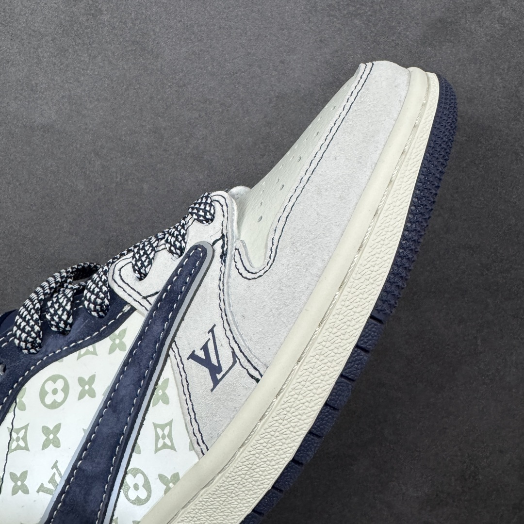 图片[5]-【定制版】Air Jordan 1 Low AJ1 乔1 LV联名 高端定制 倒钩低帮复古篮球鞋  #定制鞋盒 大厂纯原品质出货 超高清洁度 皮料切割干净无任何毛边 细节完美 货号：CX5050-Y37  尺码：36 36.5 37.5 38 36.5 39 40 40.5 41 42 42.5 43 44 44.5 45-选品中心