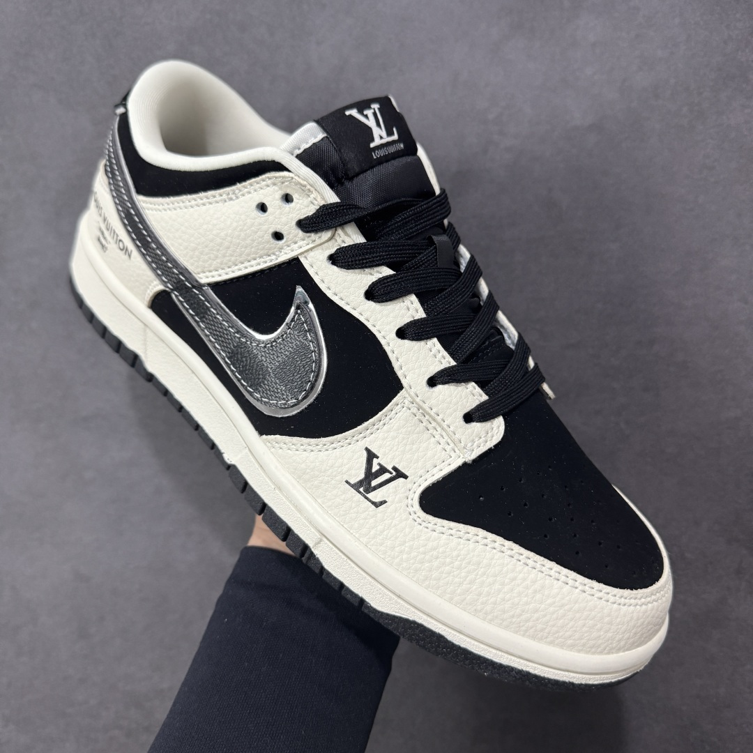 图片[3]-【定制版】Nike SB Dunk Low “路易威登联名——白黑格子” 高端定制 低帮休闲板鞋 定制鞋盒 大厂纯原品质出货 超高清洁度 皮料切割干净无任何毛边 细节完美 货号：TX1688-004 尺码： 36 36.5 37.5 38 38.5 39 40 40.5 41 42 42.5 43 44 44.5 45-选品中心