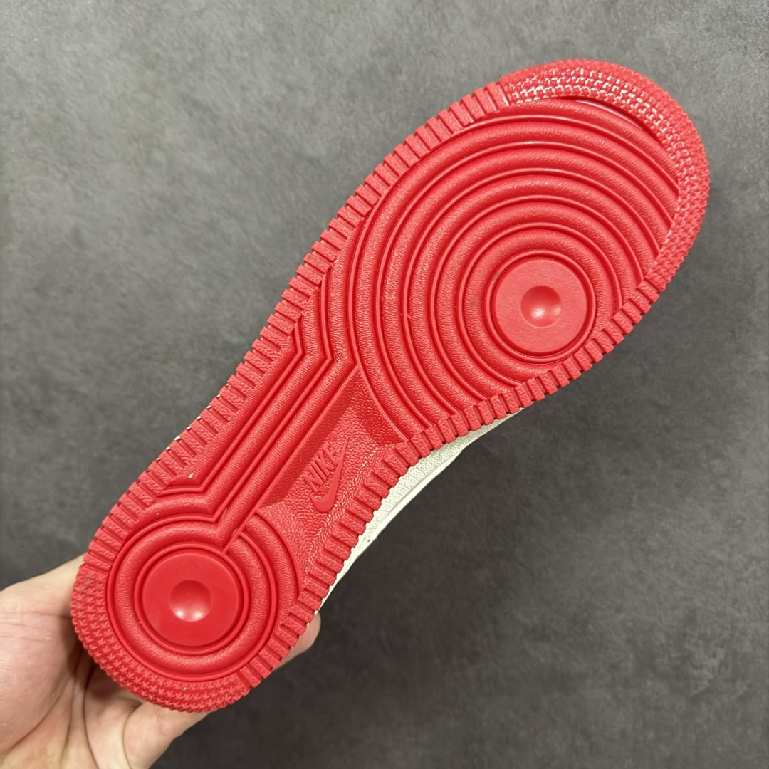 图片[9]-【定制版】NIke Air Force 1 \’07 Low “马年限定–福韵米红” 空军一号低帮 运动鞋 休闲鞋 折边针车 工艺难度大 原楦头原纸板 高端定制鞋盒 原厂鞋底 超高清洁度 细节完美 货号：NH0601-502 尺码：36 36.5 37.5 38 38.5 39 40 40.5 41 42 42.5 43 44 44.5 45 编码：HXSB310320-选品中心