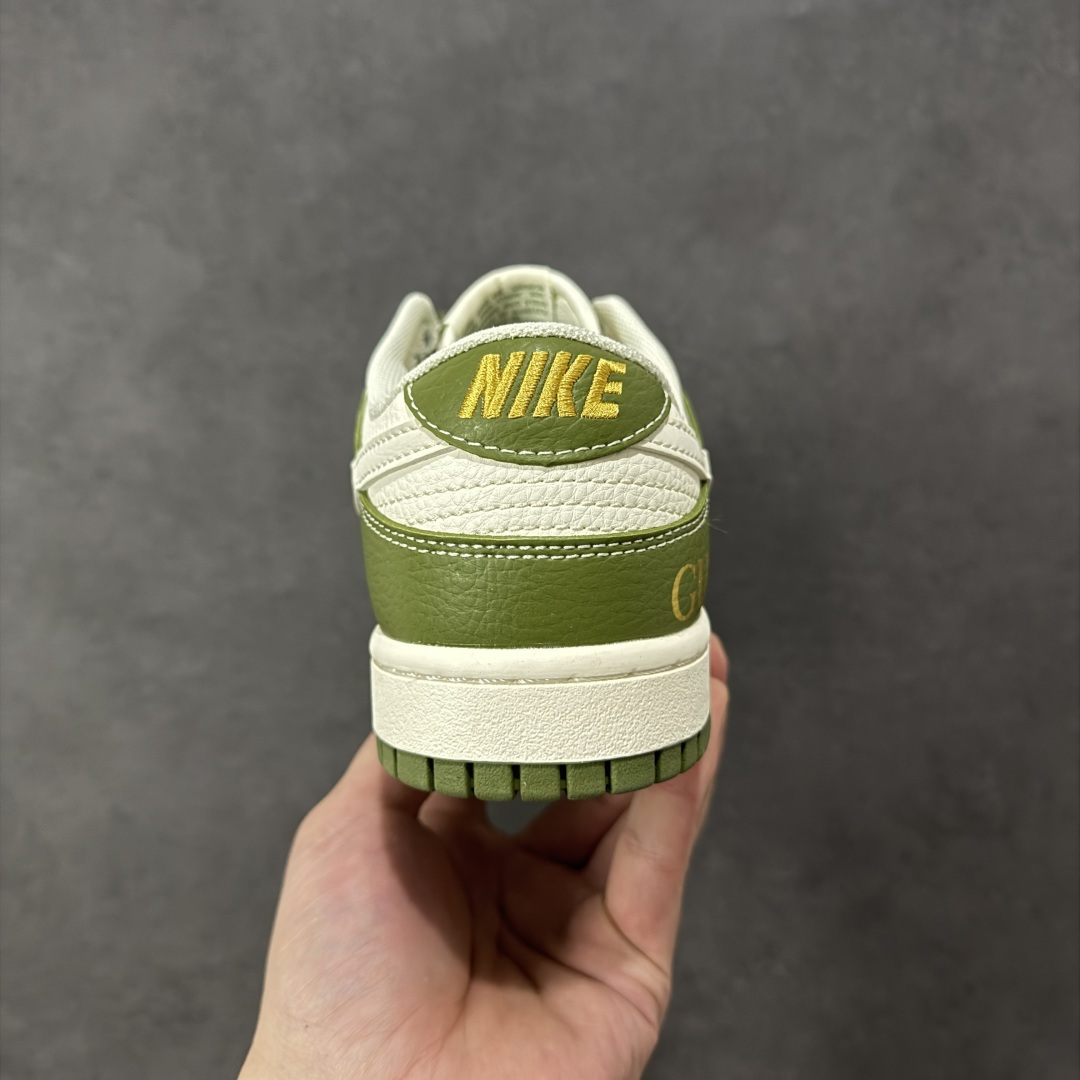 图片[4]-【定制版】Nike SB Dunk Low 马年限定 古驰绿 周年高端定制 低帮休闲板鞋  #定制鞋盒 大厂纯原品质出货 超高清洁度 皮料切割干净无任何毛边 细节完美 货号：SD6888-106  尺码：36 36.5 37.5 38 38.5 39 40 40.5 41 42 42.5 43 44 44.5 45-选品中心