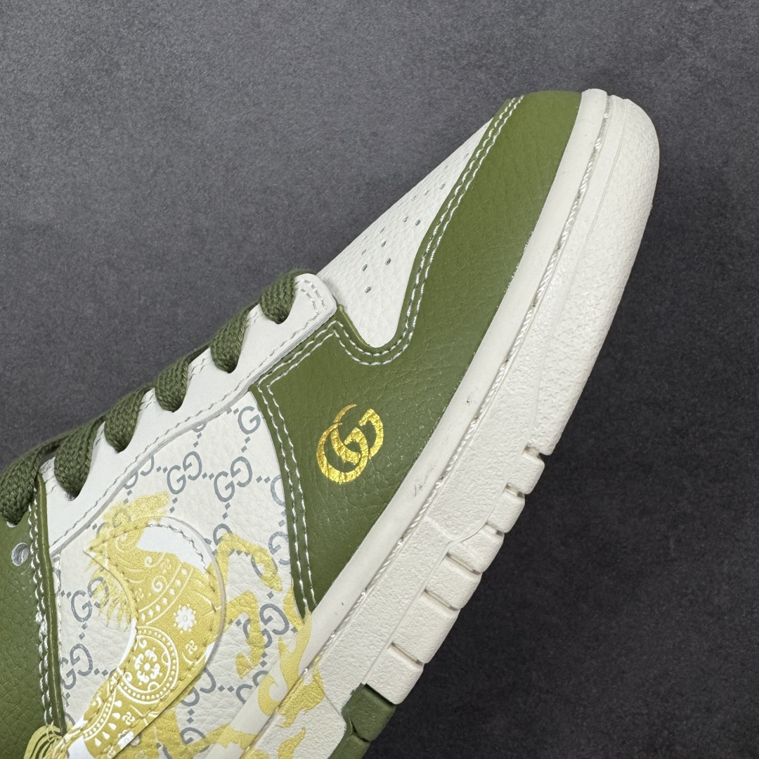 图片[5]-【定制版】Nike SB Dunk Low 马年限定 古驰绿 周年高端定制 低帮休闲板鞋  #定制鞋盒 大厂纯原品质出货 超高清洁度 皮料切割干净无任何毛边 细节完美 货号：SD6888-106  尺码：36 36.5 37.5 38 38.5 39 40 40.5 41 42 42.5 43 44 44.5 45-选品中心