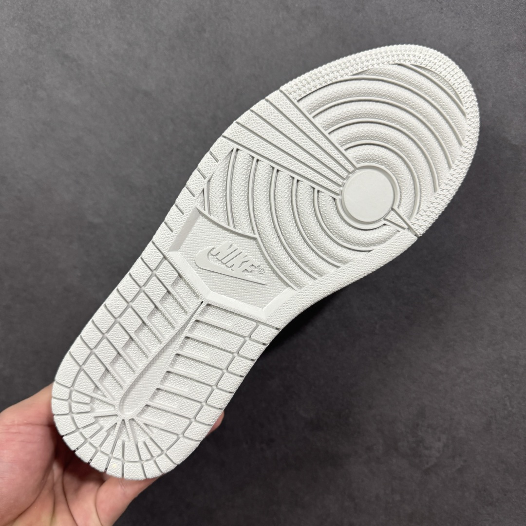 图片[9]-【H11版本】耐克Nike Air Jordan 1 AJ1经典复古经典低帮百搭文化篮球鞋 FV8486-400 公司级真标半码制#原档案原数据开发版型#采用荔枝纹头层皮革鞋面材质#原厂立体填充鞋舌海绵#中底注胶孔及缜密中底拉帮工艺#原数据开发模具大底 尺码：35.5 36 36.5 37.5 38 38.5 39 40 40.5 41 42 42.5 43 44 44.5 45 46 47.5 编码：H11B270280-选品中心