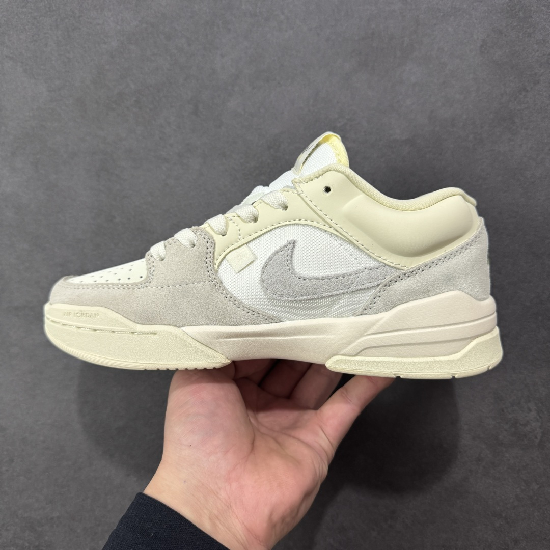 图片[2]-特价【GQ福利】Nike Jordan Stadium 90 系列低帮复古运动篮球鞋 Jordan 又出「合体鞋」！ 男女鞋真标半码制 原楦原纸板开发版型 采用粒面牛剖革鞋面材质 中底缓震泡棉物料组合橡胶外底 货号：DX4397-110 尺码：36 36.5 37.5 38 38.5 39 40 40.5 41 42 42.5 43 44 44.5 45 46 47-选品中心