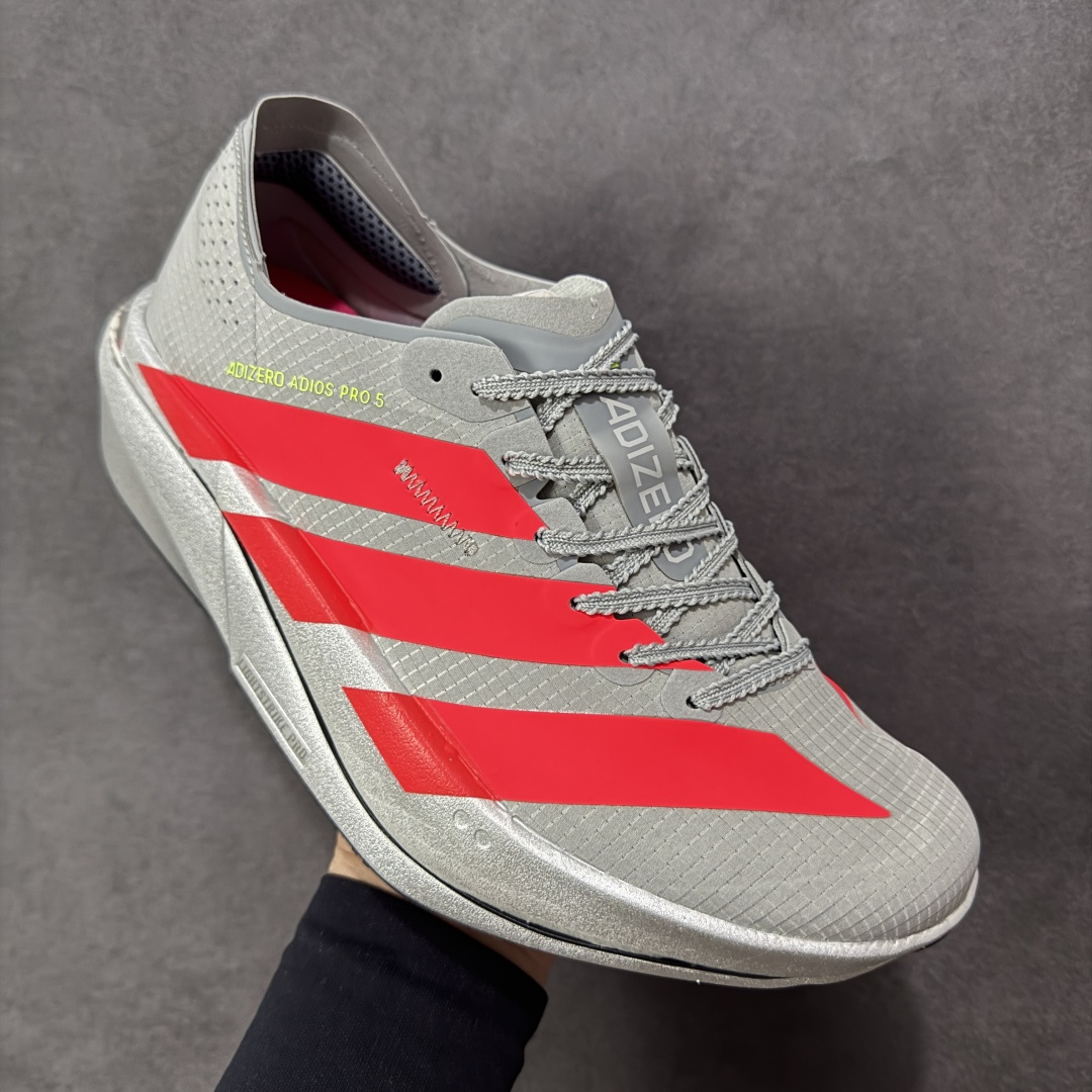 图片[3]-【TD版本】Adidas ADIZERO ADIOS 5 M 马拉松竞速专业跑鞋 CELERMESH针织网面非常轻薄 纤维间的缝隙很大 可以保证跑步时的透气、排汗效果 鞋舌直接与两侧的内衬和鞋底连接在一起 在跑步过程中不会被鞋舌的左右移动所困扰 在标准鞋带孔的基础上再拓宽一组鞋带孔 适合不同脚型的需求 突破性 EnergyRods 技术，有助于跑者实现更好的成绩 中底独特的LIGHTSTRIKE PRO泡棉材质 微弹感觉在跑步过程中给予了良好的支撑体验 对于顶级精英和高水平进阶跑者来说 ADIOS PRO是一双值得信赖的竞速比赛用鞋 货号：K18293 尺码：36 36²/₃ 37¹/₃ 38 38²/₃ 39¹/₃ 40 40²/₃ 41¹/₃ 42 42²/₃ 43¹/₃ 44 44²/₃ 45¹/₃ 编码：XSB250260-选品中心