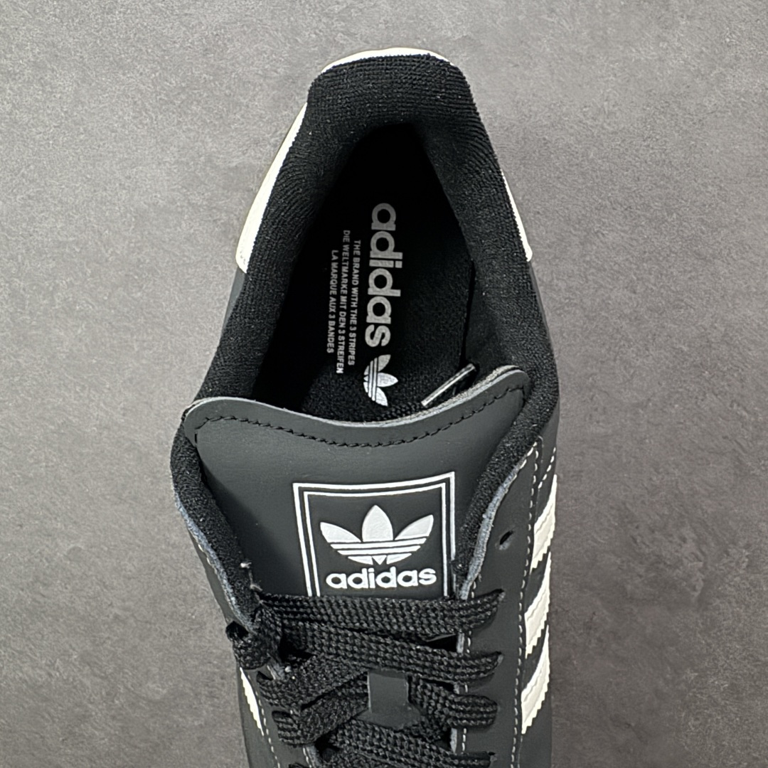 图片[7]-【H11版本】Adidas Original Superstar 2 阿迪达斯 低帮 黑白色 男女同款 贝壳头2代防滑耐磨轻便低邦板鞋 鞋身整体以黑色皮革打造，搭配经典黑色贝壳头，鞋身两侧经典锯齿三条杠Logo采用白色皮革点缀，侧身Superstar字样金色压印妆点，鞋舌上以Adidas字样及三叶草Logo呈现，瞬间提升鞋子的时尚程度，后跟装饰片辅以白色制作并带有Adidxas字样及三叶草Logo，最后黑色中底搭配同色系橡胶外底完善整体设计收尾。 货号：KI8502（2025.09.12发售） 尺码：35⅓ 36 36⅔ 37⅓ 38 38⅔ 39⅓ 40 40⅔ 41⅓ 42 42⅔ 43⅓ 44 44⅔ 45⅓ 编码：H11B210220-选品中心