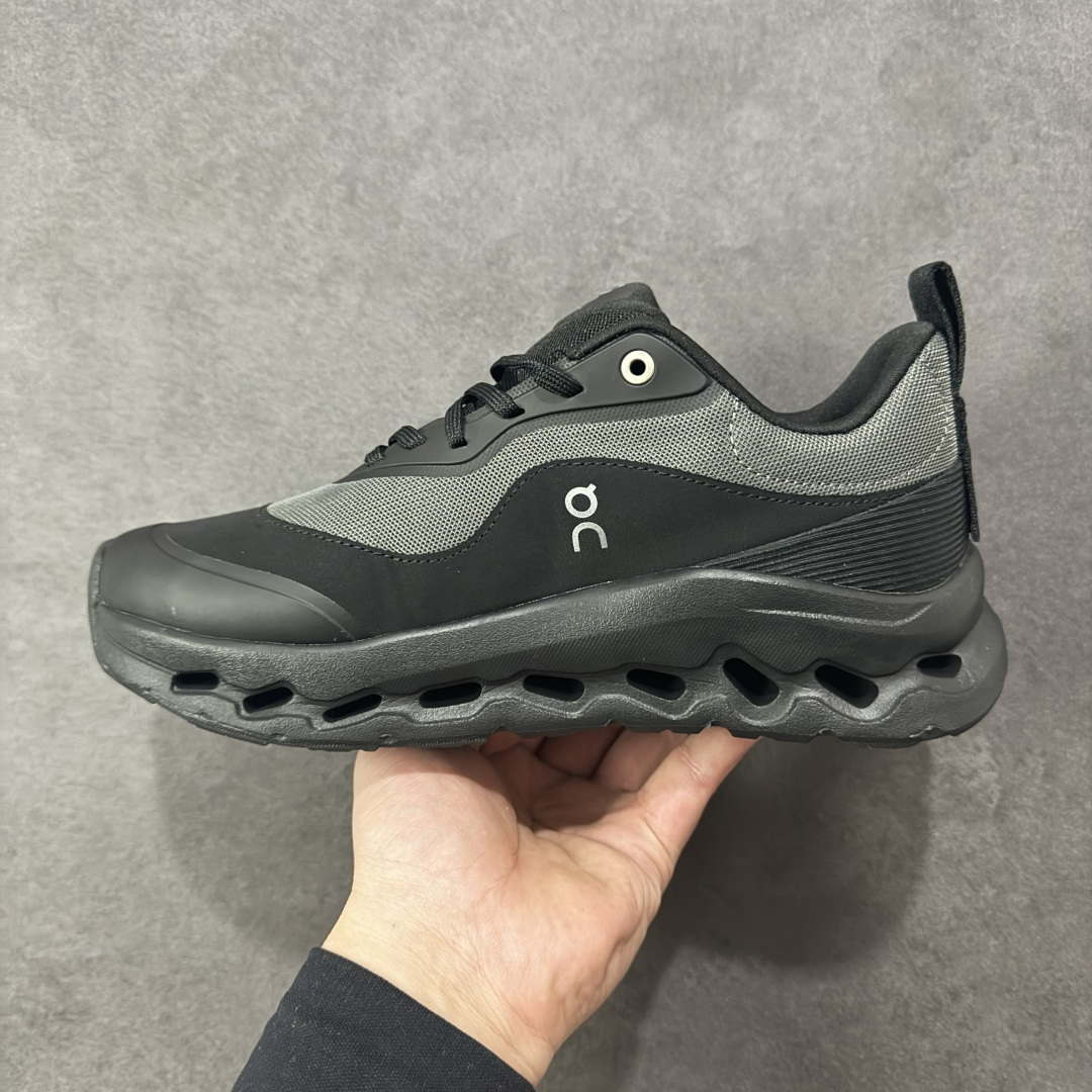 图片[2]-【公司级】On昂跑 LOEWE 系列低帮轻量舒适多功能休闲运动鞋 采用工程飞织网布组合再生聚酯纤维鞋面材质搭载独家隐藏速度中板 镂空CloudTec科技 泡棉缓震中底 黑科技跑出圈的时尚运动新宠 货号：3ME10696666 尺码：36-47带半码 编码：XSB220230-选品中心