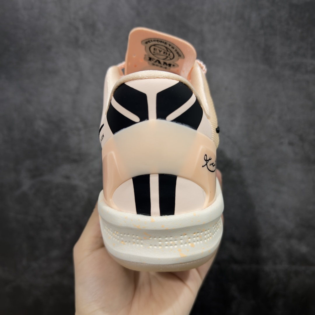 图片[4]-【CK纯原版】Nike Zoom Kobe Ⅷ System 科比8代 男子实战篮球鞋 EYBL 蜜桃粉 HQ3138-800 鞋垫升级配备超厚PHYLON中底 前后掌部位搭载Zoom气垫单元 塑料碳纤维支撑中板 KOBE VII体系的速度模块配备了 PHYLON 中底和在前后掌部位的 Zoom气垫单元，提供快速响应的缓冲。同时，采用低帮弹力鞋口设计，使鞋子能够紧贴脚踝提供更好的支撑。速度模块采用贴合脚面的舒适包裹设计，摒弃传统的鞋舌和鞋内套，使球鞋更加轻质。 尺码：39-47.5-选品中心