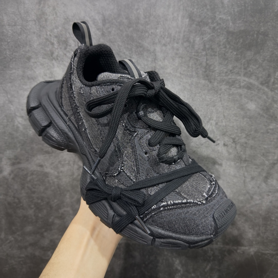 图片[3]-【XA版本】BALENCIAGA 3XL Sneakers 巴黎世家十代网布系带低帮走秀复古老爹鞋 全套原纸板楦头开发 最原汁原味的灵魂版型 全鞋荧光划线卡点 胶水把控整洁度追求极致完美 每一双都是工艺品 多重QC质检 超越公司货的品控标准 实实在在的免检产品 原盒原配 正确字体电绣 粗细、位置、大小正确 侧边TPU 透气孔匹配意产原版 正确分离大底 TPU软底 原版一致大底LOGO 立体感十足 原厂皮料水洗做旧 采购原厂网纱 不含皮革 网布材料和聚氨酯 磨损效果 鞋头边缘和后帮 Balenciaga 徽标 鞋面和后跟凸印尺码 鞋舌 3XL 橡胶品牌标识和反光细节 鞋帮拉袢和鞋舌拉祥 配反光细节 备用鞋带在鞋履前侧 可在穿着前取下 便于不同造型搭配 偏大一码 尺码：35-46-选品中心