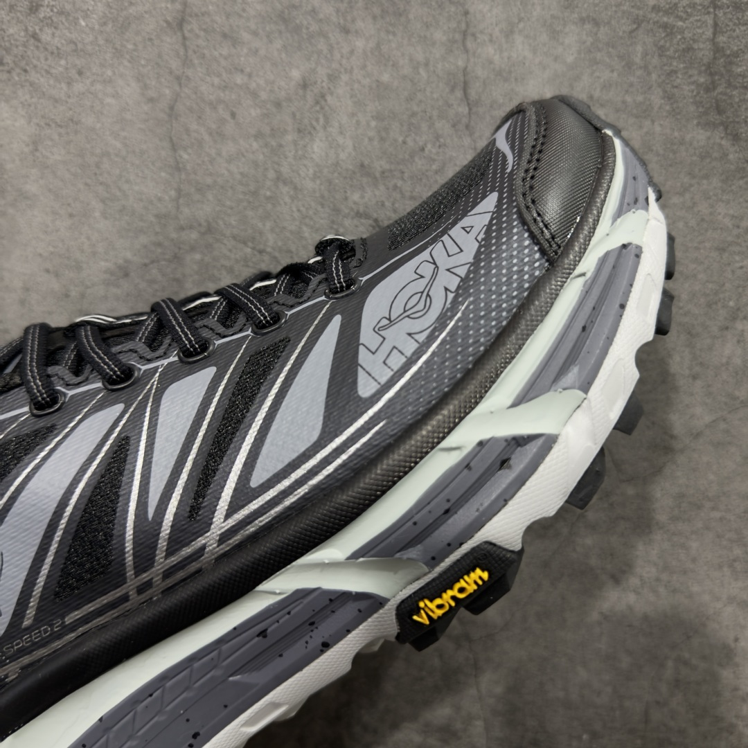 图片[6]-【纯原H版】HOKA ONE ONE Mafate Speed 2 Low 玛法特2代系列低帮轻量户外越野休闲运动慢跑鞋 正确组合底 市场顶级版本 上脚赞到报爆 轻盈舒适 鞋面采用超轻的无缝架构 轻薄的TPU贴在透气的鞋面材料上 减轻重量同时也保证了支撑性 鞋底采用滚动平衡技术 引导跑者回归自然步态 祖传的神奇EVA材质中底依旧是一如既往地表现优秀 能提供充足的缓震 作为HOKA家的越野跑鞋 VIBRAM 橡胶大底也是必不可少的 即便在复杂湿滑的地形 依旧能有良好的抓地力及稳定性 鞋带采用了弹性不易松脱的扁宽弹性鞋带 前掌与中掌部分也进行了加宽 也更加适合亚洲人的脚型 是一款十分全面且足够强悍的户外硬核越野鞋 日常搭配的话短裤是基本不挑 阔腿裤 工装裤以及各种长筒牛仔裤都可以 尺码：36 36.5 37.5 38 38.5 39 40 40.5 41 42 42.5 43 44 44.5 45-选品中心