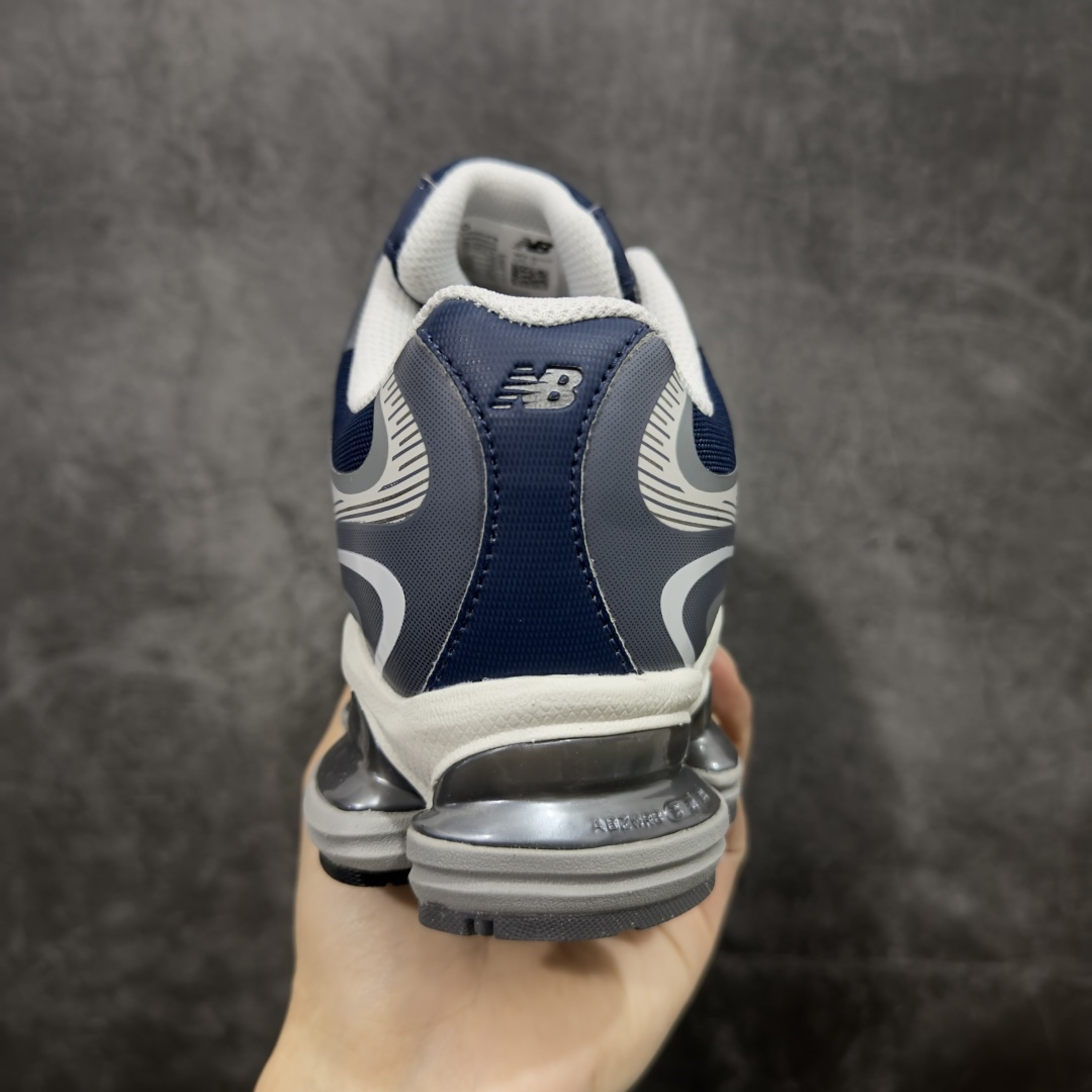 图片[4]-【纯原版】New Balance 新百伦 NB2000 网面休闲鞋 U20001PB NB官方重磅新品 一款融合复古设计与现代科技的跑鞋，以其经典的造型和舒适脚感，成为2025年复古潮流爱好的推荐单品。 极具视觉冲击力的5根ABZORB单元，以及无缝鞋面的设计，加上3M反光材质的装饰，比之前推出的9060系列更夸张，更具未来感。 尺码：36-46.5-选品中心