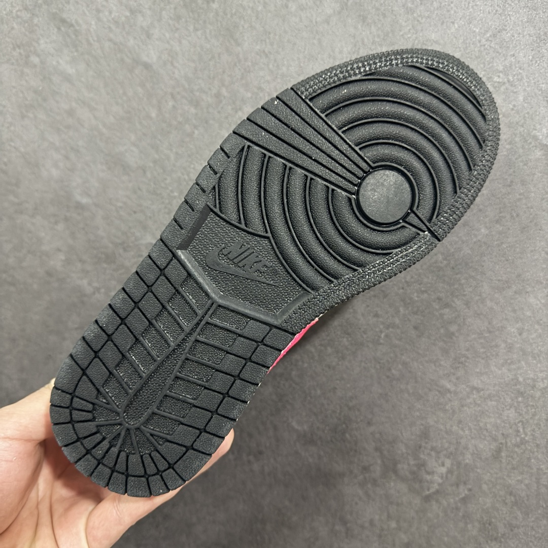 图片[9]-【H11版本】耐克Nike Air Jordan 1 AJ1经典复古经典低帮百搭文化篮球鞋 DC0774-107 公司级真标半码制#原档案原数据开发版型#采用荔枝纹头层皮革鞋面材质#原厂立体填充鞋舌海绵#中底注胶孔及缜密中底拉帮工艺#原数据开发模具大底 尺码：35.5 36 36.5 37.5 38 38.5 39 40 40.5 41 42 42.5 43 44 44.5 45 46 47.5 编码：H11B270280-选品中心