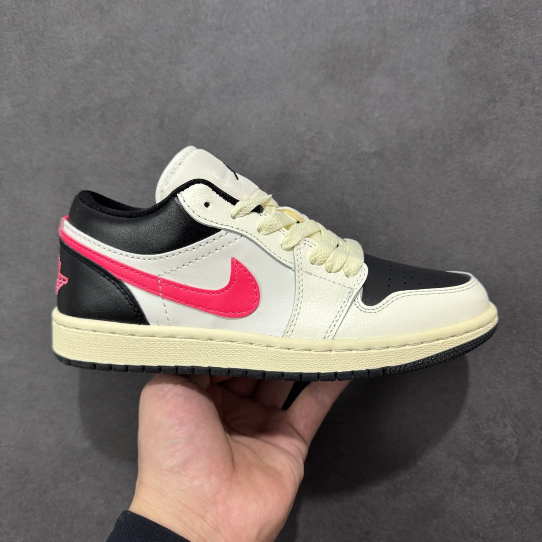 【H11版本】耐克Nike Air Jordan 1 AJ1经典复古经典低帮百搭文化篮球鞋 DC0774-107 公司级真标半码制#原档案原数据开发版型#采用荔枝纹头层皮革鞋面材质#原厂立体填充鞋舌海绵#中底注胶孔及缜密中底拉帮工艺#原数据开发模具大底 尺码：35.5 36 36.5 37.5 38 38.5 39 40 40.5 41 42 42.5 43 44 44.5 45 46 47.5 编码：H11B270280-选品中心