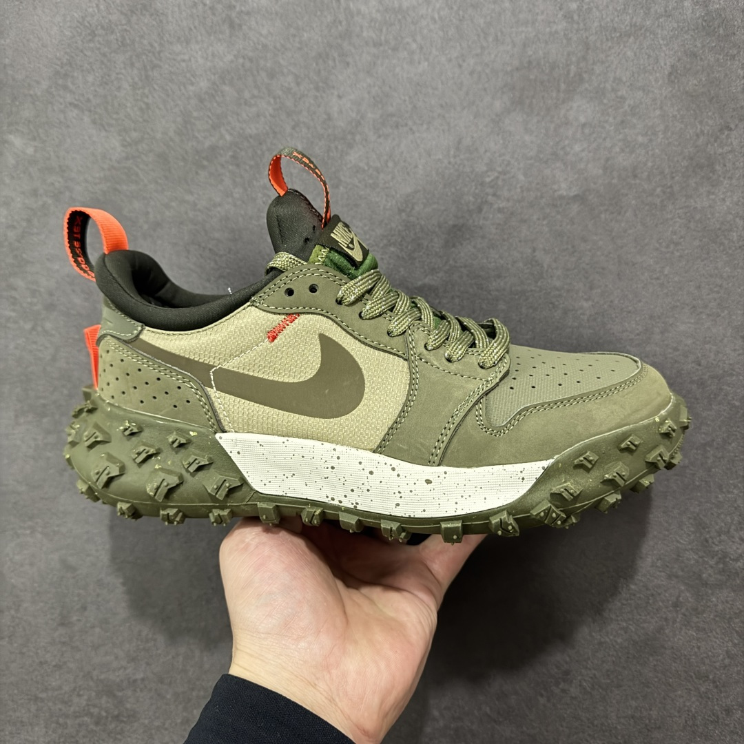 【公司级】Jordan Air Jordan 1 Element Gore-Tex 经典耐用 低帮跑步鞋 Air Jordan 1 Low Element Gore-Tex “Medium Olive” 将 MJ1 从复古经典款蜕变为适合户外越野的运动鞋。这款鞋采用Gore-Tex材质，适合全年穿着。运动鞋爱好者会发现其借鉴了磨砂皮覆面、防刮布拼接和透气孔设计，这是对乔丹品牌（Jordan Brand）越野风格历史的致敬。 货号：FV4227-201 尺码：39 40 40.5 41 42 42.5 43 44 45 编码：JJB260270-选品中心