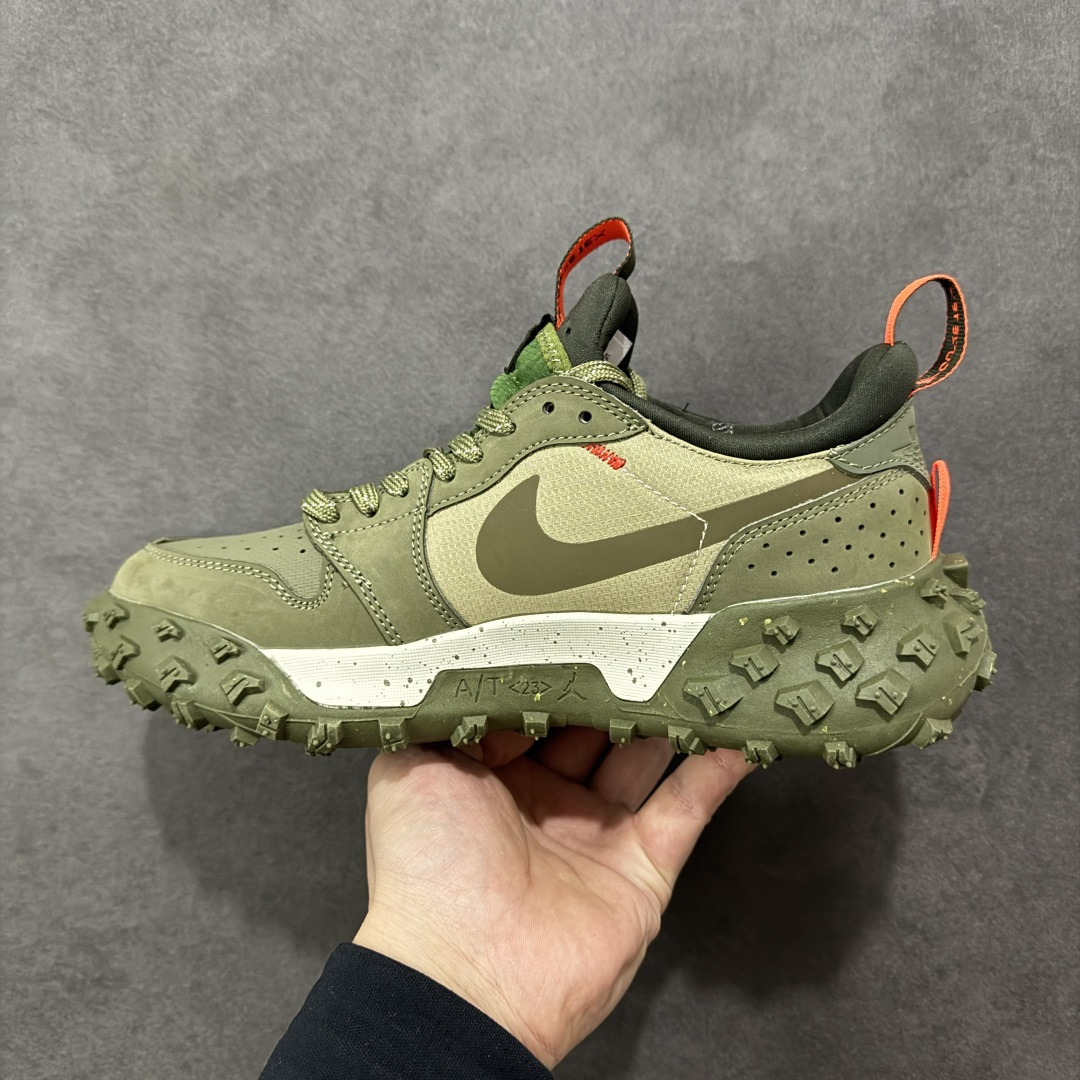 图片[2]-【公司级】Jordan Air Jordan 1 Element Gore-Tex 经典耐用 低帮跑步鞋 Air Jordan 1 Low Element Gore-Tex “Medium Olive” 将 MJ1 从复古经典款蜕变为适合户外越野的运动鞋。这款鞋采用Gore-Tex材质，适合全年穿着。运动鞋爱好者会发现其借鉴了磨砂皮覆面、防刮布拼接和透气孔设计，这是对乔丹品牌（Jordan Brand）越野风格历史的致敬。 货号：FV4227-201 尺码：39 40 40.5 41 42 42.5 43 44 45 编码：JJB260270-选品中心