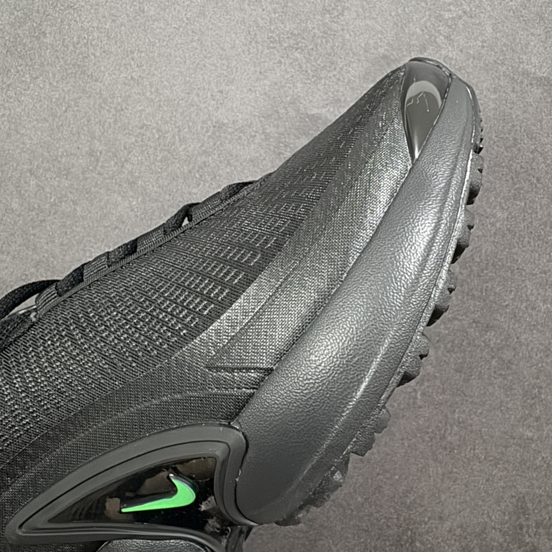 图片[5]-【纯原YH版】Nike Air Max Dn 舒适耐用 防滑耐磨 低帮 生活休闲鞋 今年 Air Max Day，搭载 “Dynamic Air”技术的 Nike Air Max Dn 首次亮相，四个分区圆形开窗气垫带来极高的辨识度。采用“Dynamic Air”技术加持，不仅具备着充满科技感的外观，更具备着优越的穿着质感。TPU 拱形稳定片为中足提供结构支撑，搭配后跟 TPU 贴片起到支撑跟腱的作用。注入式 Phylon 泡绵包裹 Air 气垫单元，适合街头行走的橡胶大底则包裹足跟部位，提供抓地力和耐穿性。 货号：FQ7860-003 尺码：36 37.5 38 39 40 41 42 43 44 45-选品中心