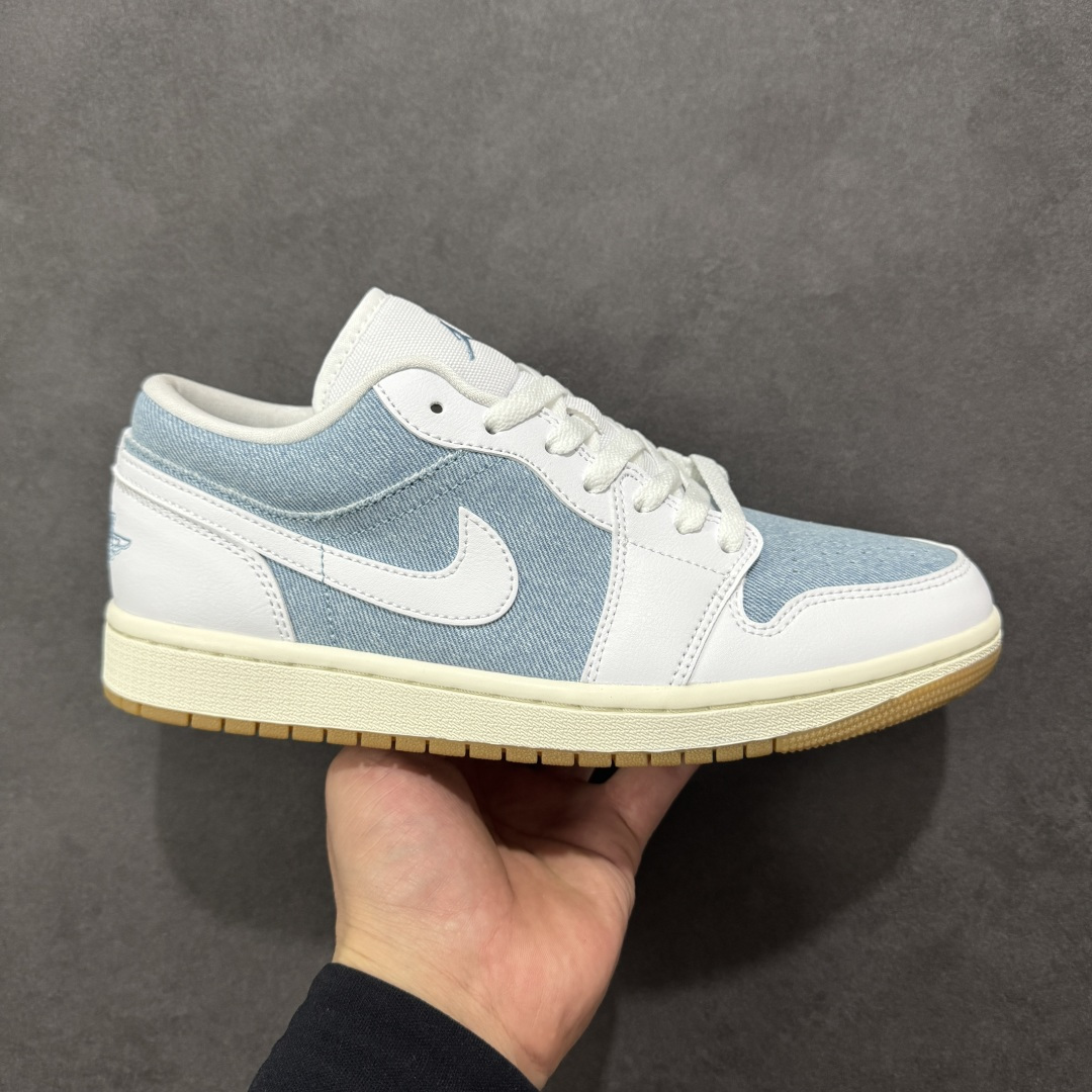 【小dt版本】Air Jordan AJ1 Low 低帮 白蓝牛仔 HQ2004-400 全新流水线出品 DT版本唯一平替选择 市场第二梯队最强版 全部原鞋开发 原楦原纸板开发 全鞋电脑针车 原厂内置全掌气垫 原盒内在原标 唯一Zp原版鞋带绑法 免检产品 全新2022版型 全头层皮料 完美零毛边处理 原厂配置全掌气垫 价格定位良心 尺码：36 36.5 37.5 38 38.5 39 40 40.5 41 42 42.5 43 44 44.5 45 46-选品中心