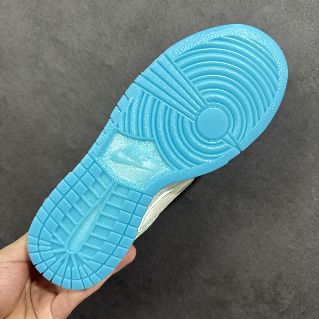 图片[9]-特价【GQ福利】NK Dunk Low LX CNY Year Of The Dragon 龙年限定 白绿仙人掌 FZ5065-111 口碑大厂出品 品控大底版型不断改良更新品质稳定 全套原纸板楦头开发 确保原汁原味 完美呈现DUNK版型 原厂玻璃冲刀 超高清洁度 全鞋零毛边皮料切割 全鞋以白绿色呈现 红色和蓝色点缀 鞋面采用皮革和翻毛皮材质拼接打造 并在翻毛皮上加入了龙鳞纹图案 鞋带扣也换成了龙爪样式 新年氛围感十足 尺码：36 36.5 37.5 38 38.5 39 40 40.5 41 42 42.5 43 44 44.5 45 46-选品中心