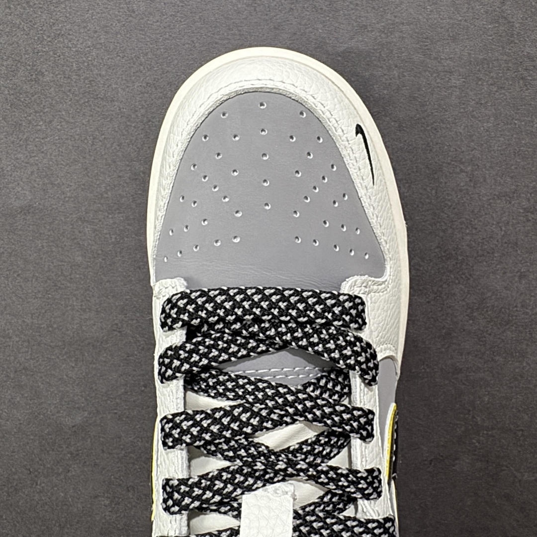 图片[8]-特价【GQ福利】NK Dunk Low 系列纯原福利特价 口碑大厂出品 品控大底版型不断改良更新品质稳定 全套原纸板楦头开发 确保原汁原味 完美呈现DUNK版型 原厂玻璃冲刀 超高清洁度 全鞋零毛边皮料切割 全鞋以白绿色呈现 红色和蓝色点缀 鞋面采用皮革和翻毛皮材质拼接打造 并在翻毛皮上加入了龙鳞纹图案 鞋带扣也换成了龙爪样式 新年氛围感十足 尺码：36 36.5 37.5 38 38.5 39 40 40.5 41 42 42.5 43 44 44.5 45 46 货号：XX3168-166-选品中心