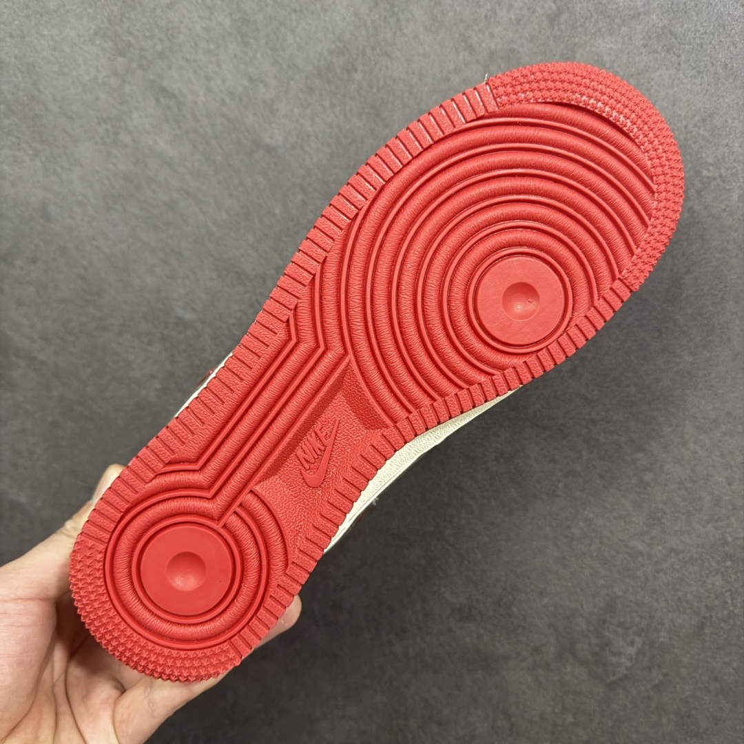 图片[9]-【定制版】Nike Air Force 1\’07 Low 马年限定 联名 空军一号低帮休闲板鞋  #原楦头原纸板 原装鞋盒 定制五金配件 内置全掌气垫 原厂鞋底 货号：QY6878-601  尺码：36 36.5 37.5 38 38.5 39 40 40.5 41 42 42.5 43 44 44.5 45-选品中心