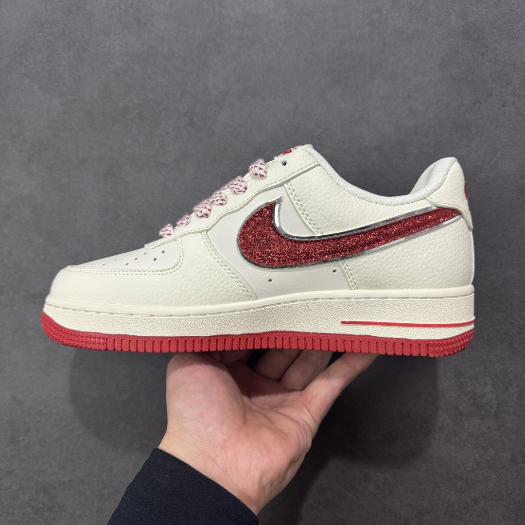 图片[2]-【定制版】Nike Air Force 1\’07 Low 马年限定 联名 空军一号低帮休闲板鞋  #原楦头原纸板 原装鞋盒 定制五金配件 内置全掌气垫 原厂鞋底 货号：QY6878-601  尺码：36 36.5 37.5 38 38.5 39 40 40.5 41 42 42.5 43 44 44.5 45-选品中心