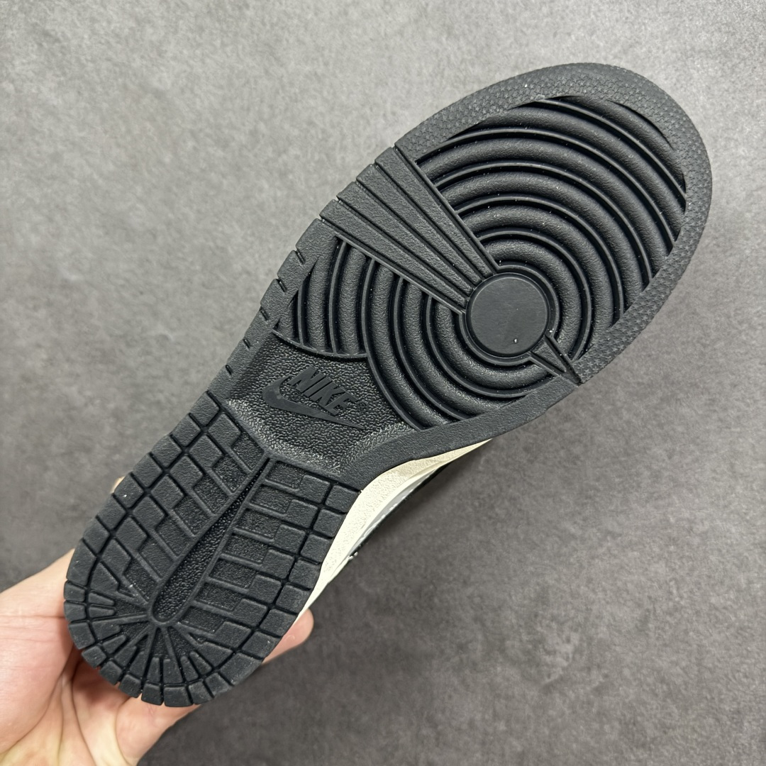 图片[9]-【定制版】Nike SB Dunk Low “北面联名——白黑雪山” 高端定制 低帮休闲板鞋 定制鞋盒 大厂纯原品质出货 超高清洁度 皮料切割干净无任何毛边 细节完美 货号：DS6608-023 尺码： 36 36.5 37.5 38 38.5 39 40 40.5 41 42 42.5 43 44 44.5 45-选品中心