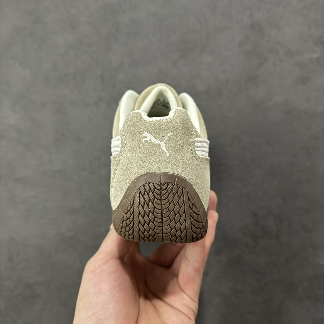 图片[4]-【公司级】Puma Speedcet OG 彪马低帮复古运动休闲赛车跑鞋 以趣味十足又前卫复古的设计引领潮流，将赛道精神融入街头时尚，开启前卫竞速之旅。融入经典配色，主打前卫复古风。鞋款的鞋侧以复古的流线造型，缀以经典Logo，巧妙吸睛；麂皮+网眼融合舒适鞋面，赋予了独特的个性美学，演绎赛车的无尽能量。 货号：403619-02 尺码：35.5-45-选品中心