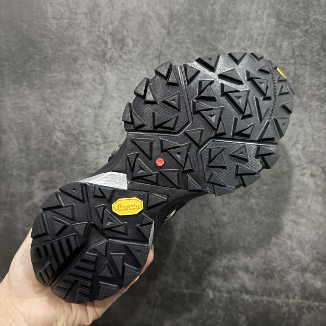 图片[9]-【纯原版本】KAILAS YAN GTX HIGH 凯乐石运动户外舒适时尚防滑防水透气高帮登山徒步鞋 KAILAS凯乐石品牌是全球三大全系攀登品牌之一，于2003年创立于中国广州，致力于为有攀登梦想的户外运动员及爱好者，研发制造功能性专业装备，满足他们在极限环境下安全舒适的需求，凯乐石专注于科技面料的开发及专业功能设计，产品线覆盖登山、攀岩、徒步、越野跑山、露营、旅行等多项户外运动，通过运动员的测试反馈，不断进化迭代，产品荣获国内外大奖71座，发明专利21个，更突破性的自主研发攀登器械，打造出中国的攀登硬实力。 尺码： 39-46 无半码-选品中心