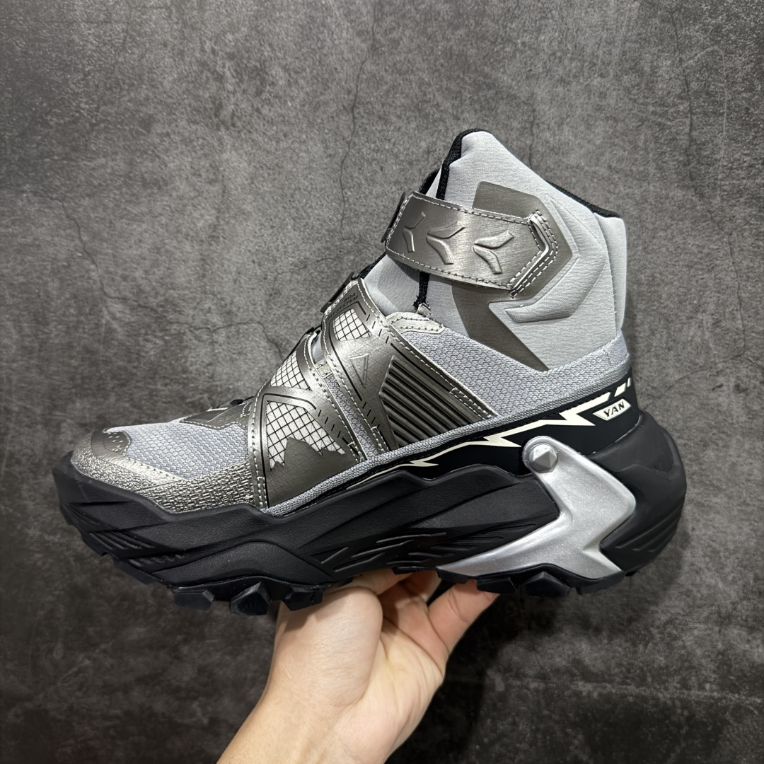 图片[2]-【纯原版本】KAILAS YAN GTX HIGH 凯乐石运动户外舒适时尚防滑防水透气高帮登山徒步鞋 KAILAS凯乐石品牌是全球三大全系攀登品牌之一，于2003年创立于中国广州，致力于为有攀登梦想的户外运动员及爱好者，研发制造功能性专业装备，满足他们在极限环境下安全舒适的需求，凯乐石专注于科技面料的开发及专业功能设计，产品线覆盖登山、攀岩、徒步、越野跑山、露营、旅行等多项户外运动，通过运动员的测试反馈，不断进化迭代，产品荣获国内外大奖71座，发明专利21个，更突破性的自主研发攀登器械，打造出中国的攀登硬实力。 尺码： 39-46 无半码-选品中心