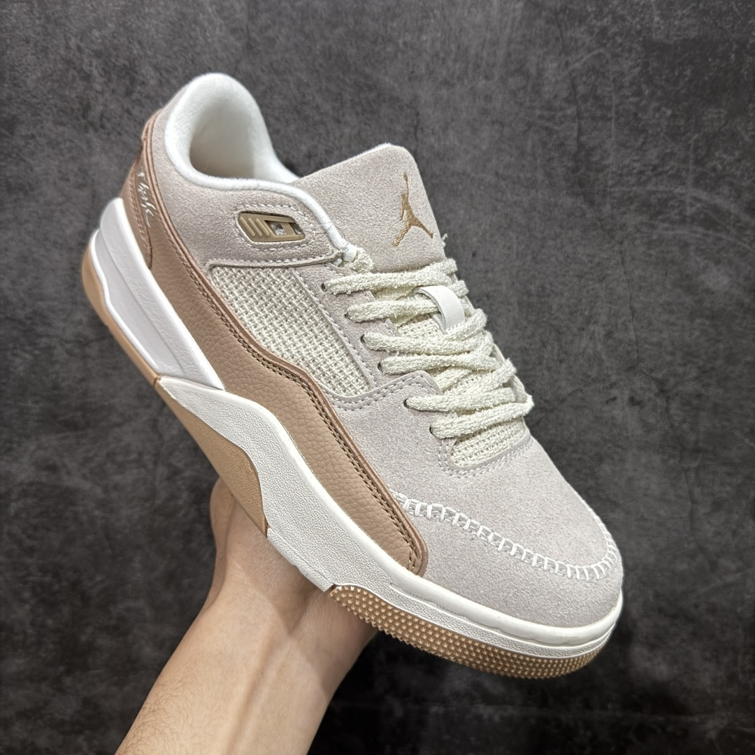 图片[3]-【纯原版】Air Jordan Retro Flight Court SP低帮 AJ低邦 乔丹篮球鞋系列 目前市场最正确版本 头层翻毛＋头层皮 区别市场通货 正确针织鞋码效果 版型完美 正确私模大底 鞋款整体以翻毛皮打造，搭配侧身头层皮面框架，鞋舌及后跟Jumpman Logo分别采用刺绣点缀，后跟侧身Flighth字样也辅以刺绣呈现，秉承轻量化的速度型篮球鞋设计思想完成设计，降低重量的同时提升舒适度，中底延续前作使用了分离式后掌可视化Air Soleb气垫。鞋带孔和后跟鞋提以籃网为造型灵感，将篮球运动巧妙融入到鞋款的设计之中，使鞋身整体富有流动性、节奏感和优雅气质。 货号：IB4414-120 尺码：36 36.5 37.5 38 38.5 39 40 40.5 41 42 42.5 43 44 44.5 45-选品中心