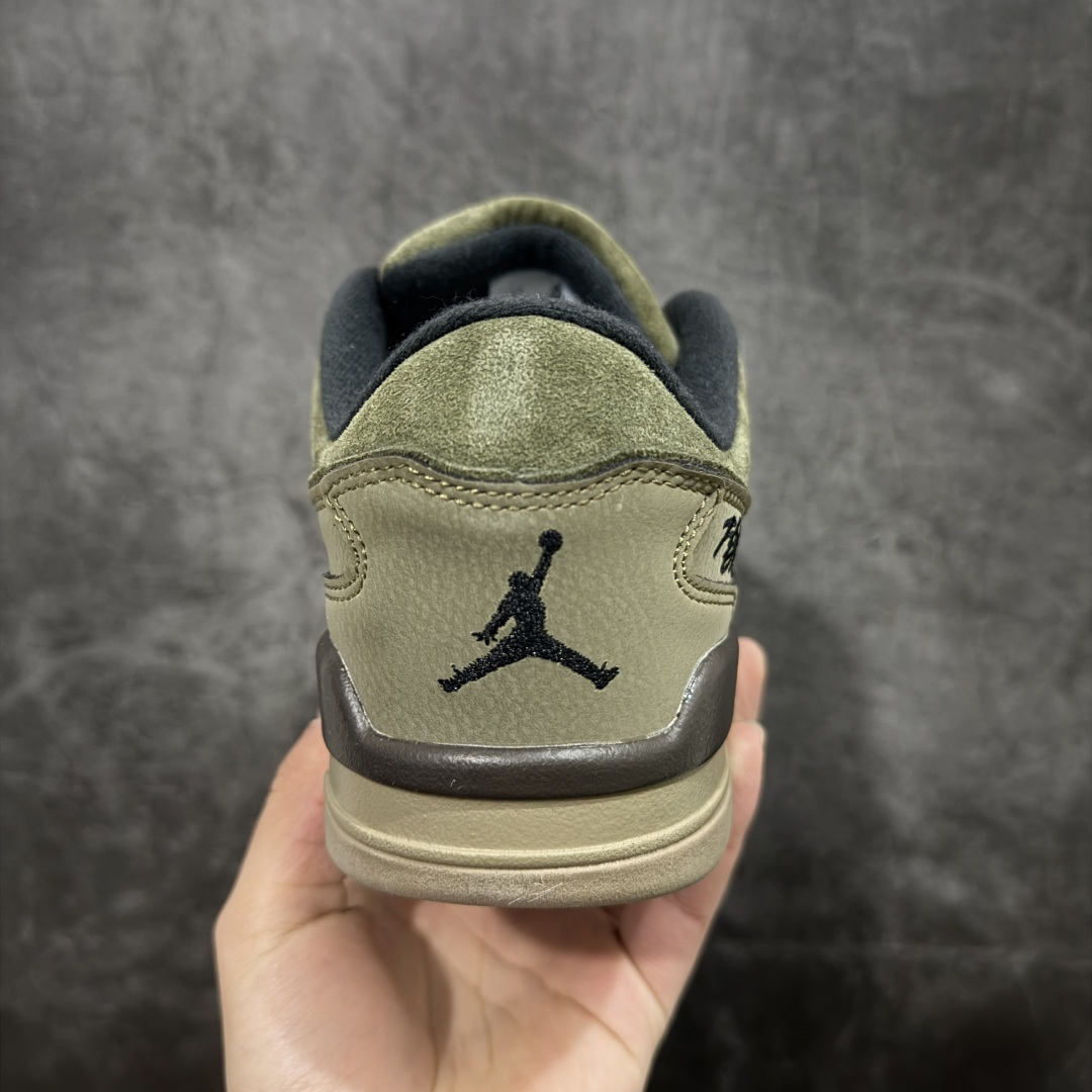 图片[4]-【纯原版】Air Jordan Retro Flight Court SP低帮 AJ低邦 乔丹篮球鞋系列 目前市场最正确版本 头层翻毛＋头层皮 区别市场通货 正确针织鞋码效果 版型完美 正确私模大底 鞋款整体以翻毛皮打造，搭配侧身头层皮面框架，鞋舌及后跟Jumpman Logo分别采用刺绣点缀，后跟侧身Flighth字样也辅以刺绣呈现，秉承轻量化的速度型篮球鞋设计思想完成设计，降低重量的同时提升舒适度，中底延续前作使用了分离式后掌可视化Air Soleb气垫。鞋带孔和后跟鞋提以籃网为造型灵感，将篮球运动巧妙融入到鞋款的设计之中，使鞋身整体富有流动性、节奏感和优雅气质。 货号：HF3255-202 尺码：36 36.5 37.5 38 38.5 39 40 40.5 41 42 42.5 43 44 44.5 45-选品中心
