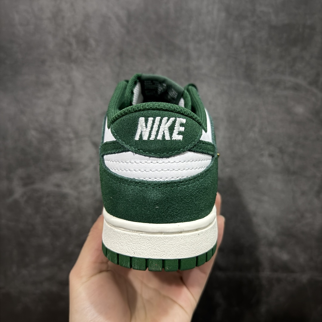 图片[4]-【CS纯原版】DUNK 官方新版双勾 马年限定🔥金勾白绿 马上发财❗️马上有钱❗️ 纯原大厂出品 顶级版本👏 原装头层材料 独家版型蒸餾加工 帶來的是更好的视觉和脚感体验 大厂纯原品质出货 清洁度 电绣工艺 皮料切割干净无任何毛边 细节完美 货号：IB4417-100 尺码：36 36.5 37.5 38 38.5 39 40 40.5 41 42 42.5 43 44 44.5 45 46-选品中心