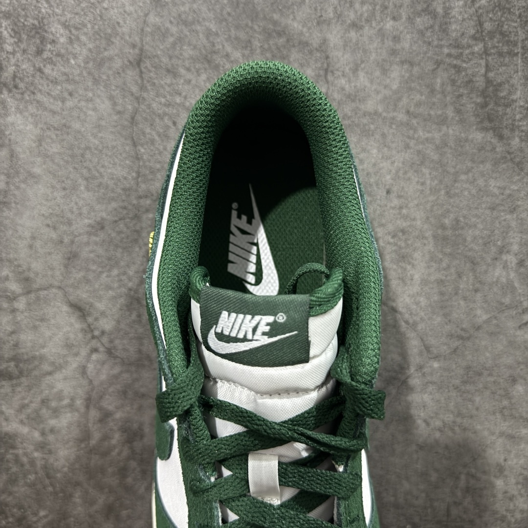 图片[8]-【CS纯原版】DUNK 官方新版双勾 马年限定🔥金勾白绿 马上发财❗️马上有钱❗️ 纯原大厂出品 顶级版本👏 原装头层材料 独家版型蒸餾加工 帶來的是更好的视觉和脚感体验 大厂纯原品质出货 清洁度 电绣工艺 皮料切割干净无任何毛边 细节完美 货号：IB4417-100 尺码：36 36.5 37.5 38 38.5 39 40 40.5 41 42 42.5 43 44 44.5 45 46-选品中心