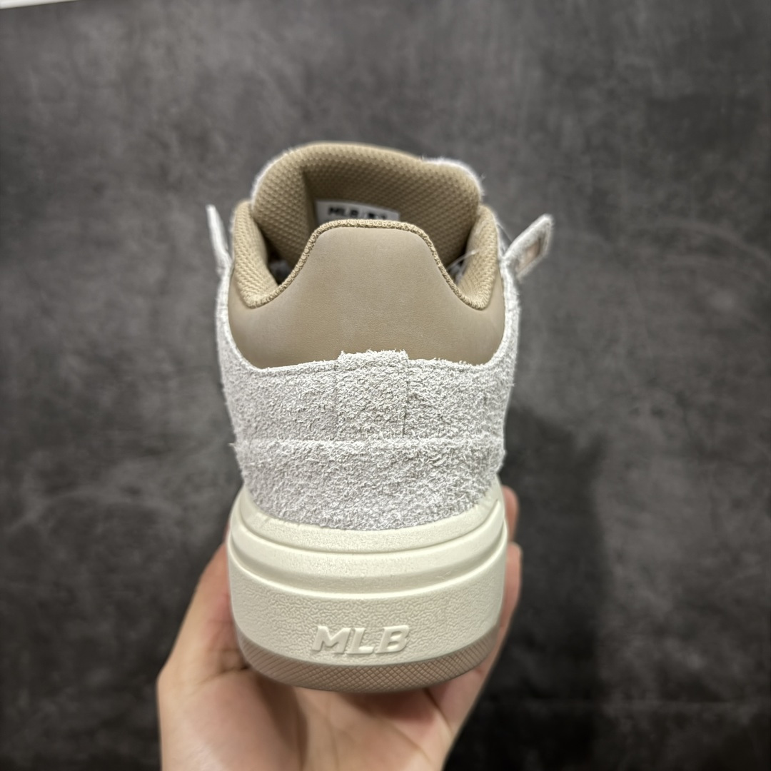 图片[4]-【纯原版】韩国洋基队NY大标潮流老爹鞋 MLB小白鞋市面上唯一顶级纯原版本 原材料打造 原楦原档案数据开发版型 完美鞋头弧度/后套收口效果🆚市面文案版本‼️ 原厂立体填充鞋舌海绵 中底注胶孔原数据开发模具大底 原厂转印标 保证不掉字 内增高6cm 原厂1：1模具开发 原厂进口纳米材质 原厂 全套手提袋 原盒雷射防伪标包装 天猫订单品质 官网尺码 35-45-选品中心