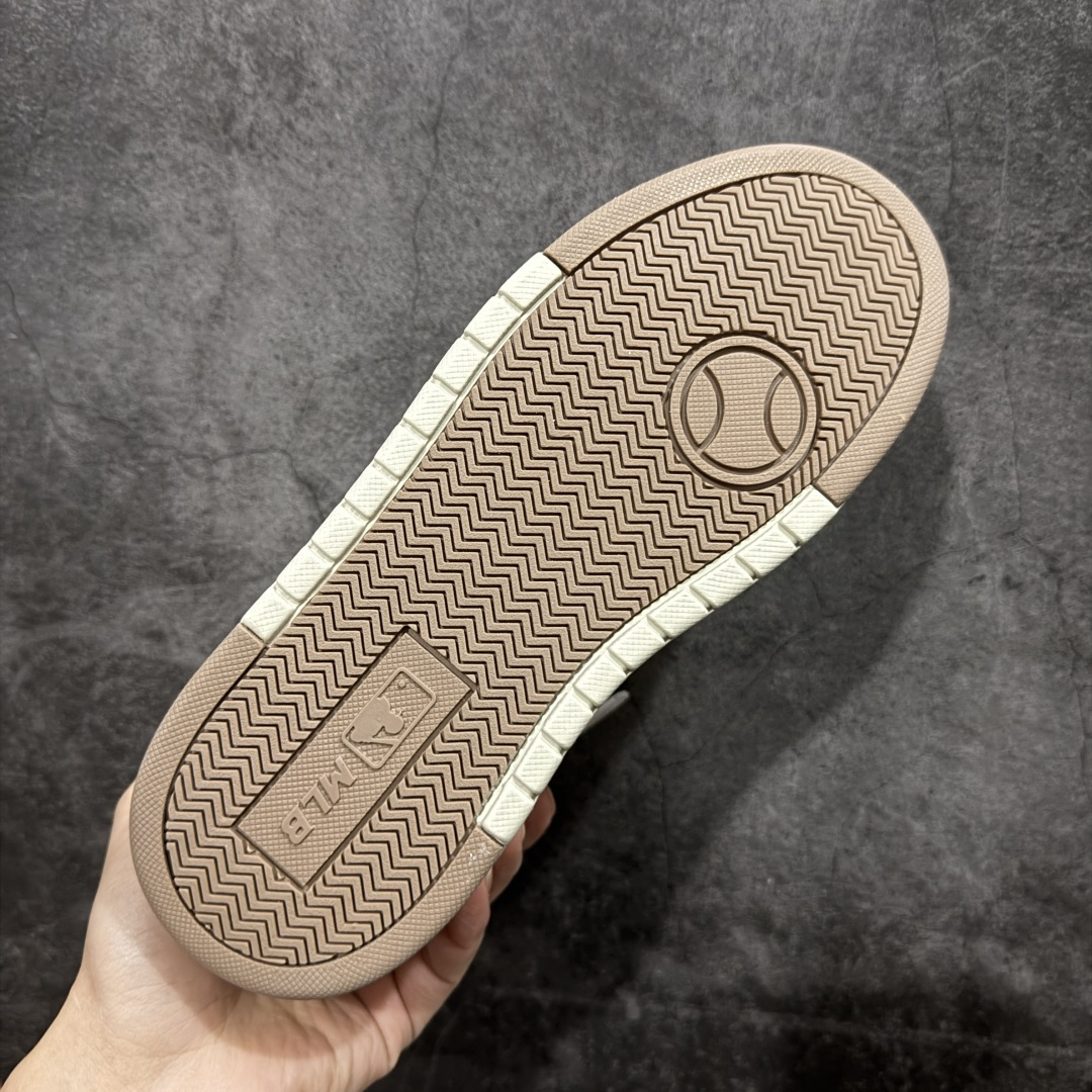 图片[9]-【纯原版】韩国洋基队NY大标潮流老爹鞋 MLB小白鞋市面上唯一顶级纯原版本 原材料打造 原楦原档案数据开发版型 完美鞋头弧度/后套收口效果🆚市面文案版本‼️ 原厂立体填充鞋舌海绵 中底注胶孔原数据开发模具大底 原厂转印标 保证不掉字 内增高6cm 原厂1：1模具开发 原厂进口纳米材质 原厂 全套手提袋 原盒雷射防伪标包装 天猫订单品质 官网尺码 35-45-选品中心