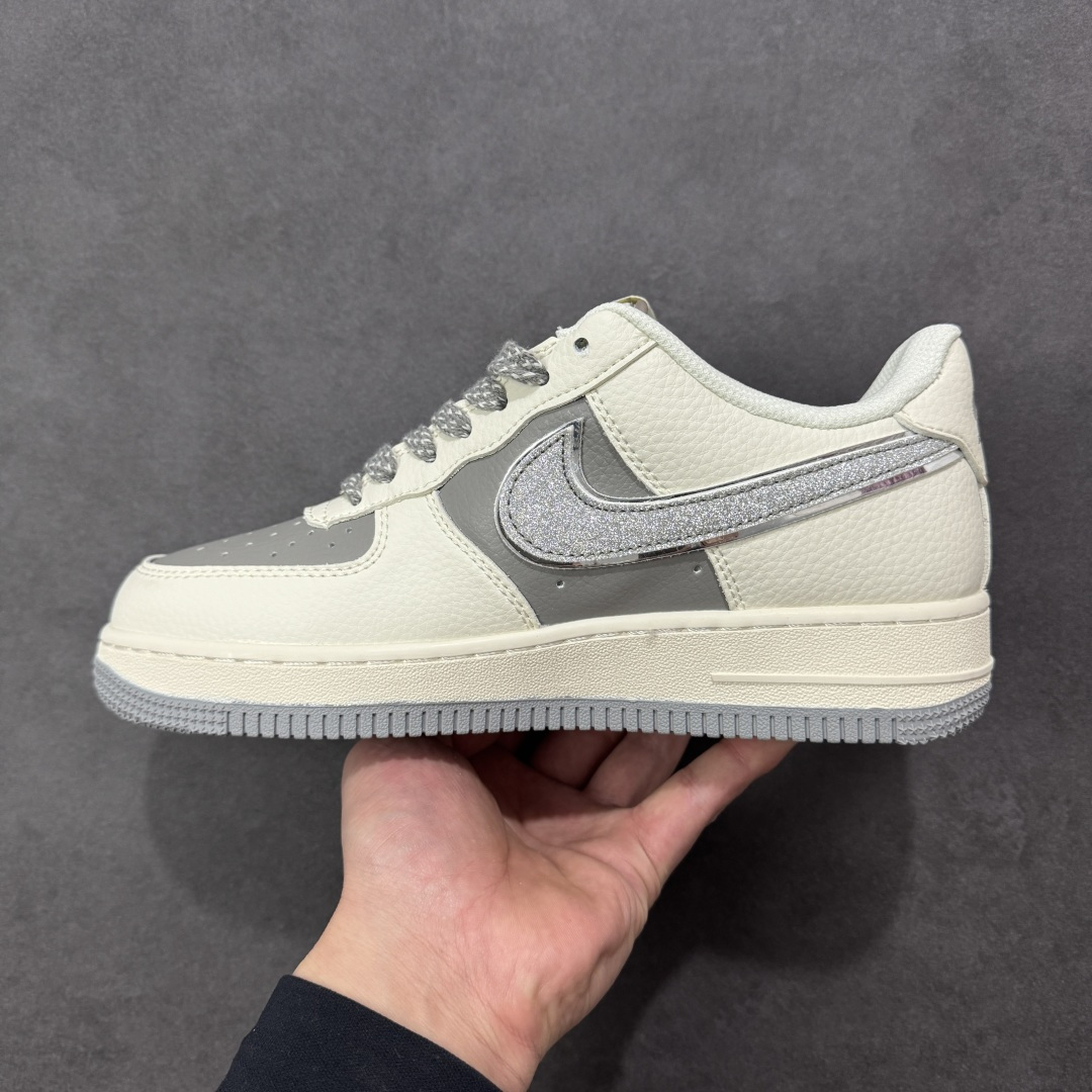 图片[2]-【定制版】Nike Air Force 1 Low 07 马年限定 联名 空军一号低帮板鞋 原楦头原纸板 打造纯正空军版型 专注外贸渠道 全掌内置蜂窝气垫 原盒配件 原厂中底钢印、拉帮完美 货号：QY6878-603 尺码：36-45-选品中心